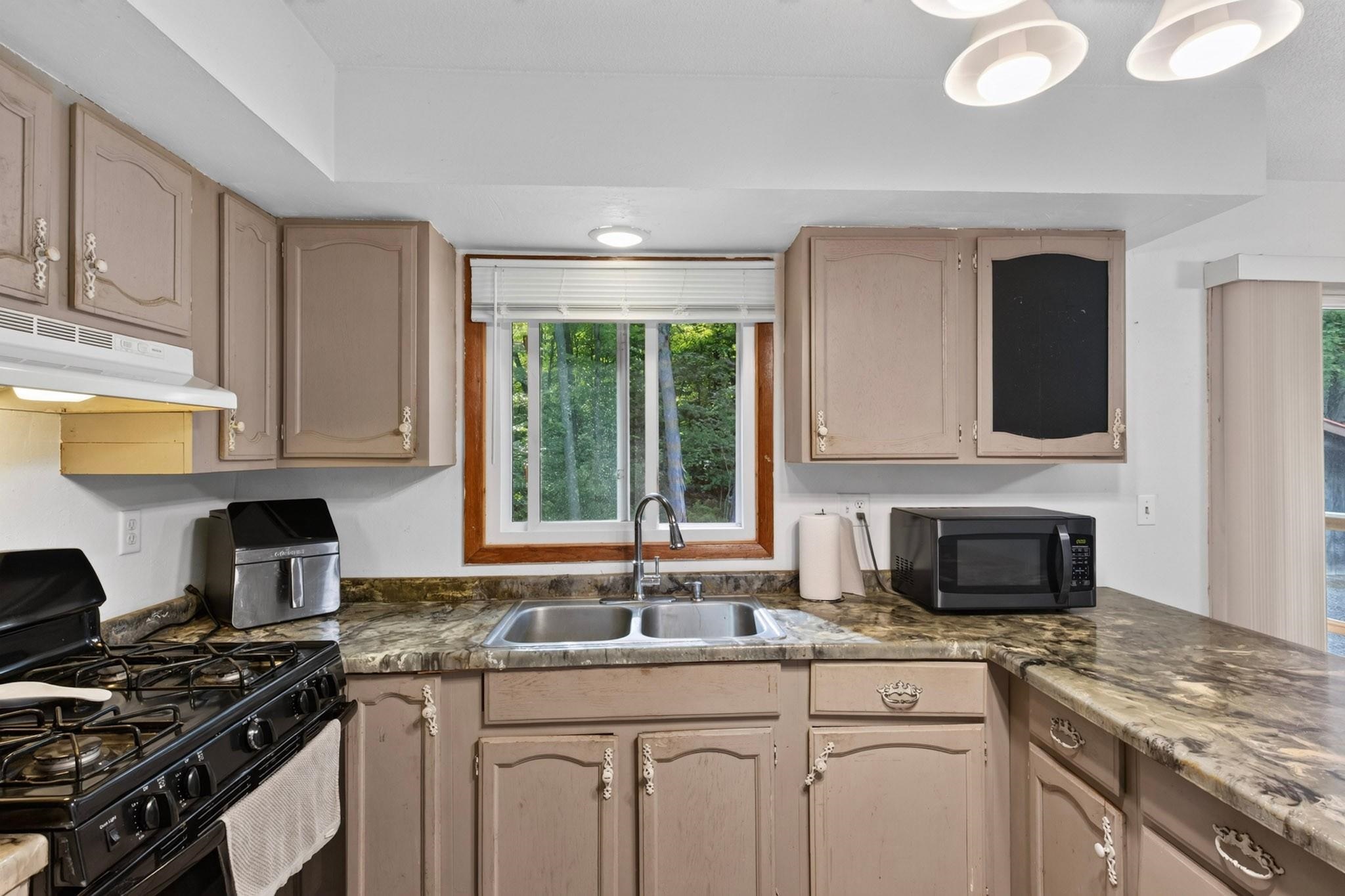 6979 COUNTY ROAD S, Rudolph, Wisconsin 54475, 2 Bedrooms Bedrooms, ,1 BathroomBathrooms,Residential,For Sale,6979 COUNTY ROAD S,22604149