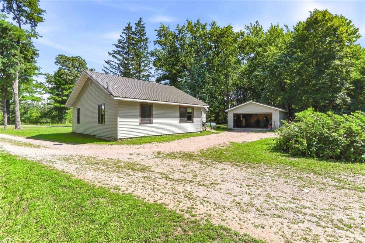 12466 HOLLYWOOD ROAD, Nekoosa, Wisconsin 54457, 1 Bedroom Bedrooms, ,1 BathroomBathrooms,Residential,For Sale,12466 HOLLYWOOD ROAD,22604150