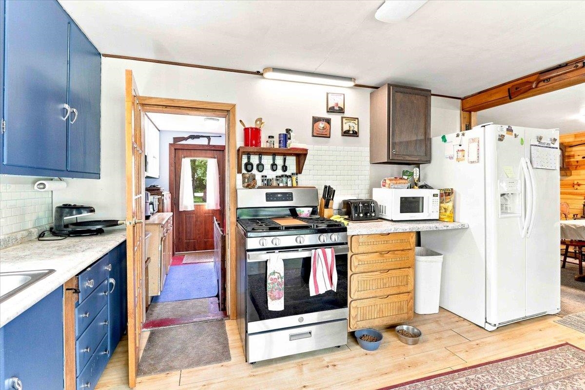 12466 HOLLYWOOD ROAD, Nekoosa, Wisconsin 54457, 1 Bedroom Bedrooms, ,1 BathroomBathrooms,Residential,For Sale,12466 HOLLYWOOD ROAD,22604150