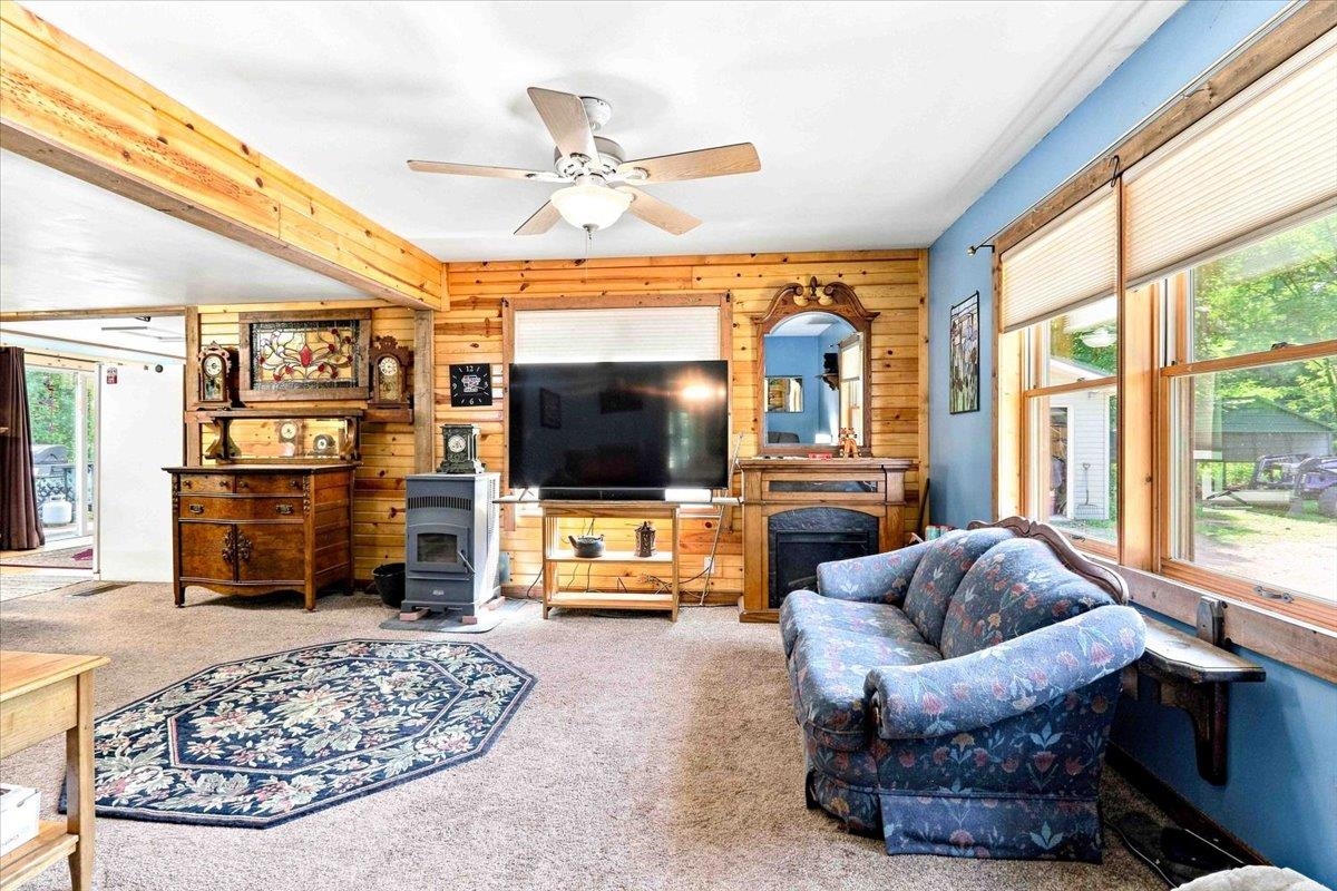 12466 HOLLYWOOD ROAD, Nekoosa, Wisconsin 54457, 1 Bedroom Bedrooms, ,1 BathroomBathrooms,Residential,For Sale,12466 HOLLYWOOD ROAD,22604150