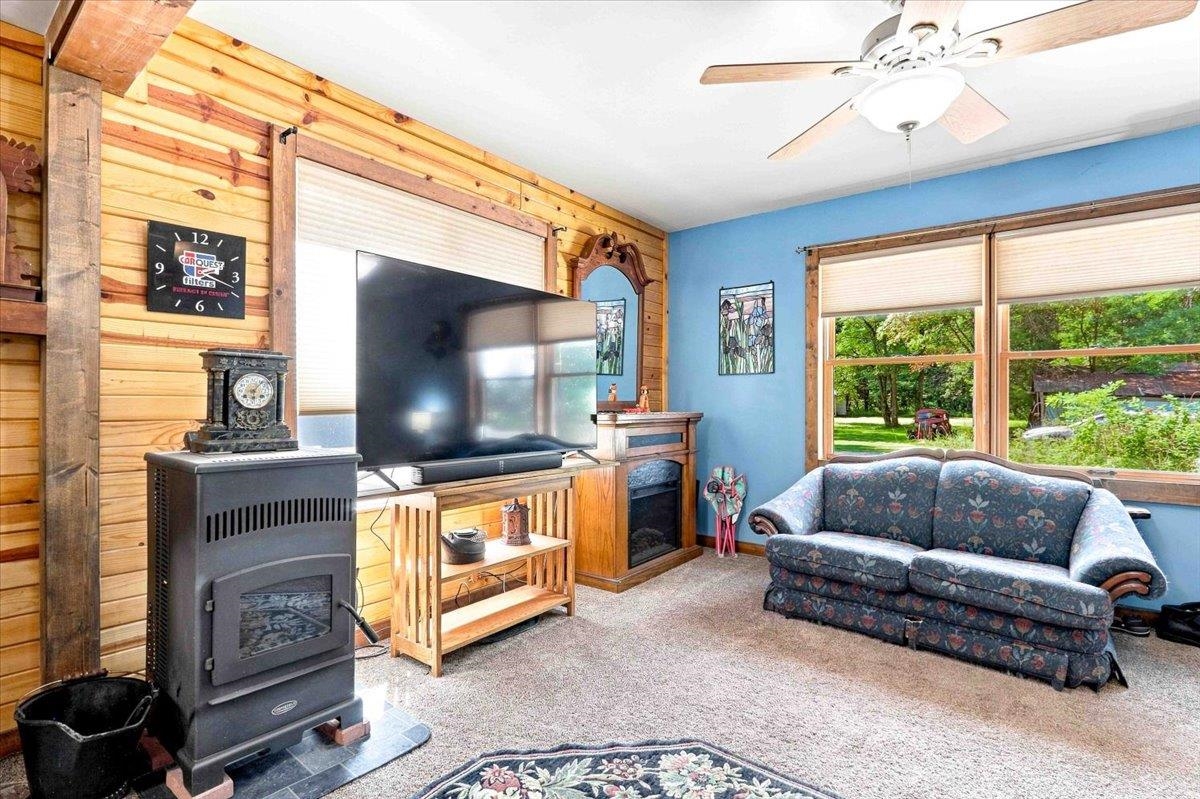12466 HOLLYWOOD ROAD, Nekoosa, Wisconsin 54457, 1 Bedroom Bedrooms, ,1 BathroomBathrooms,Residential,For Sale,12466 HOLLYWOOD ROAD,22604150
