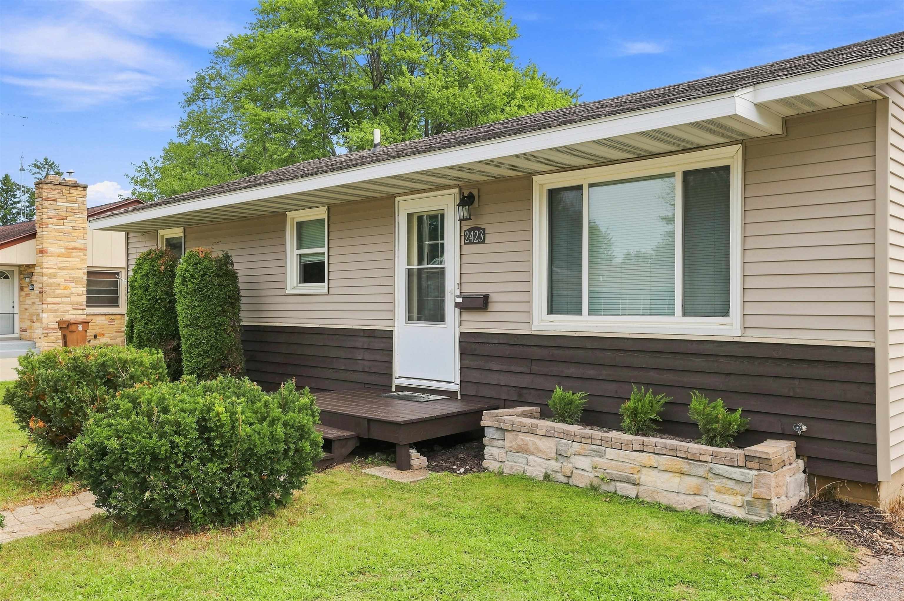 2423 STANLEY STREET, Stevens Point, Wisconsin 54481, 3 Bedrooms Bedrooms, ,1 BathroomBathrooms,Residential,For Sale,2423 STANLEY STREET,22604152
