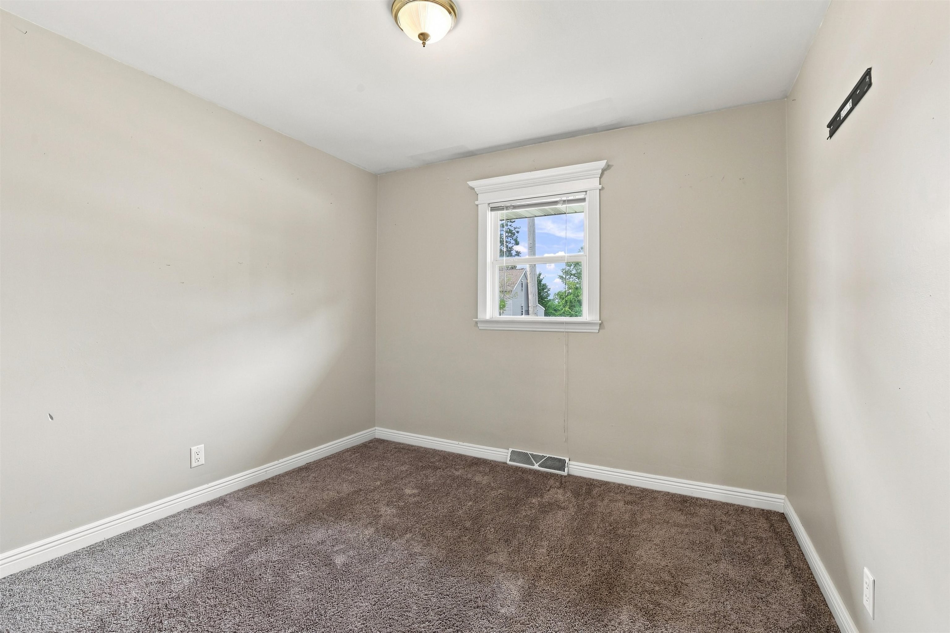 2423 STANLEY STREET, Stevens Point, Wisconsin 54481, 3 Bedrooms Bedrooms, ,1 BathroomBathrooms,Residential,For Sale,2423 STANLEY STREET,22604152