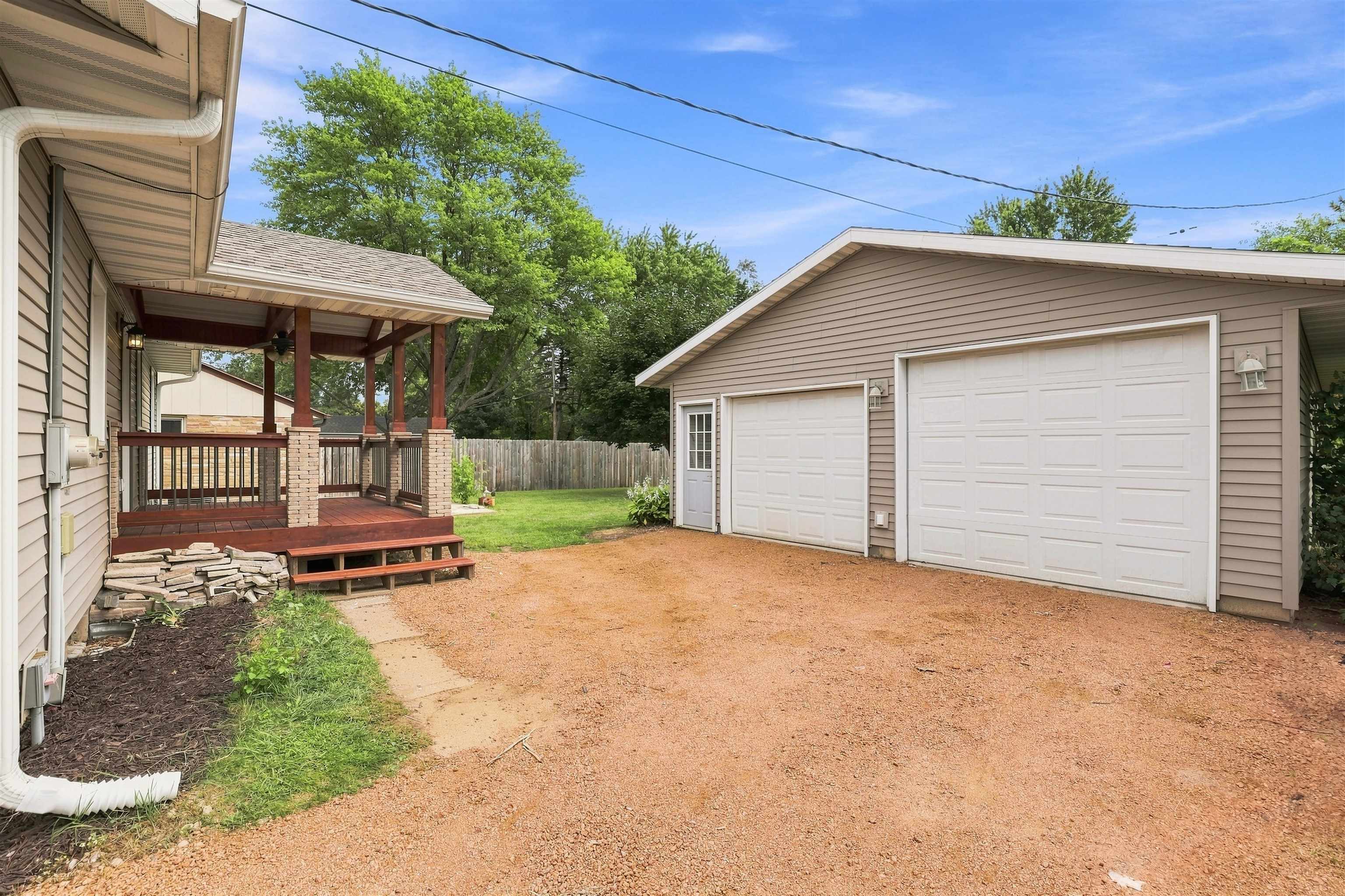 2423 STANLEY STREET, Stevens Point, Wisconsin 54481, 3 Bedrooms Bedrooms, ,1 BathroomBathrooms,Residential,For Sale,2423 STANLEY STREET,22604152