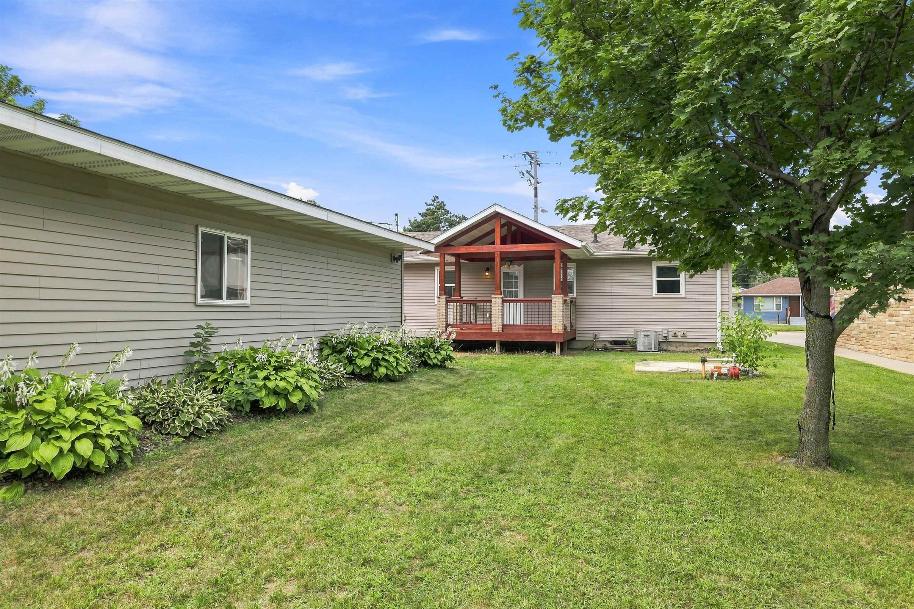 2423 STANLEY STREET, Stevens Point, Wisconsin 54481, 3 Bedrooms Bedrooms, ,1 BathroomBathrooms,Residential,For Sale,2423 STANLEY STREET,22604152