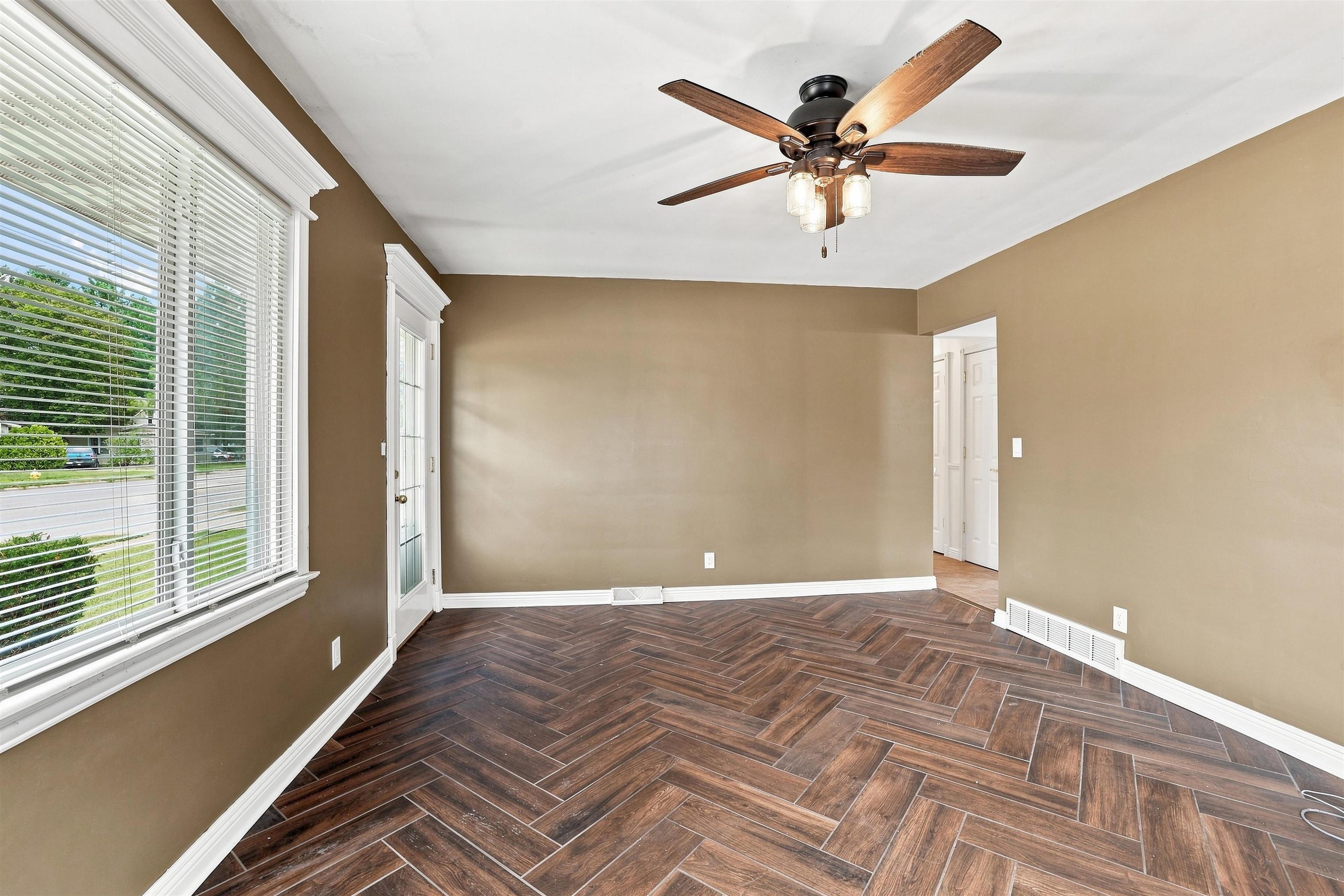 2423 STANLEY STREET, Stevens Point, Wisconsin 54481, 3 Bedrooms Bedrooms, ,1 BathroomBathrooms,Residential,For Sale,2423 STANLEY STREET,22604152