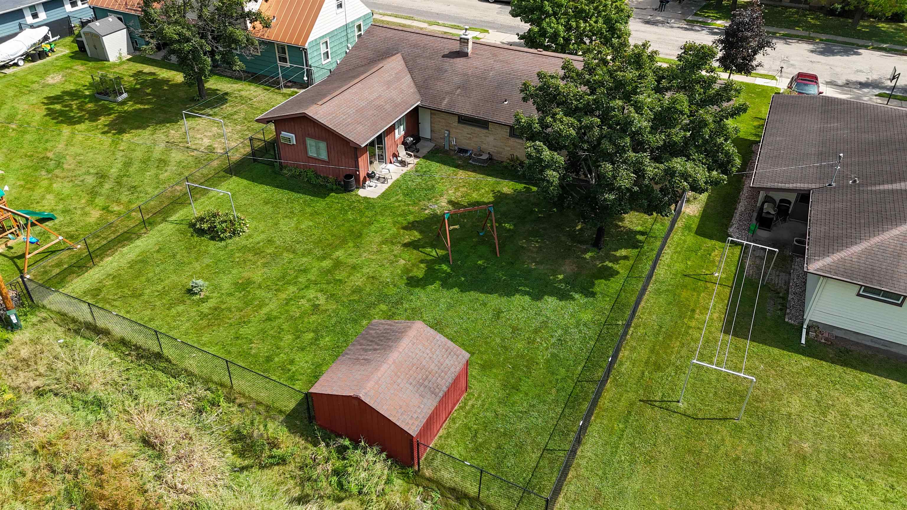 200 MEADOW STREET, Stevens Point, Wisconsin 54481, 3 Bedrooms Bedrooms, ,2 BathroomsBathrooms,Residential,For Sale,200 MEADOW STREET,22604155