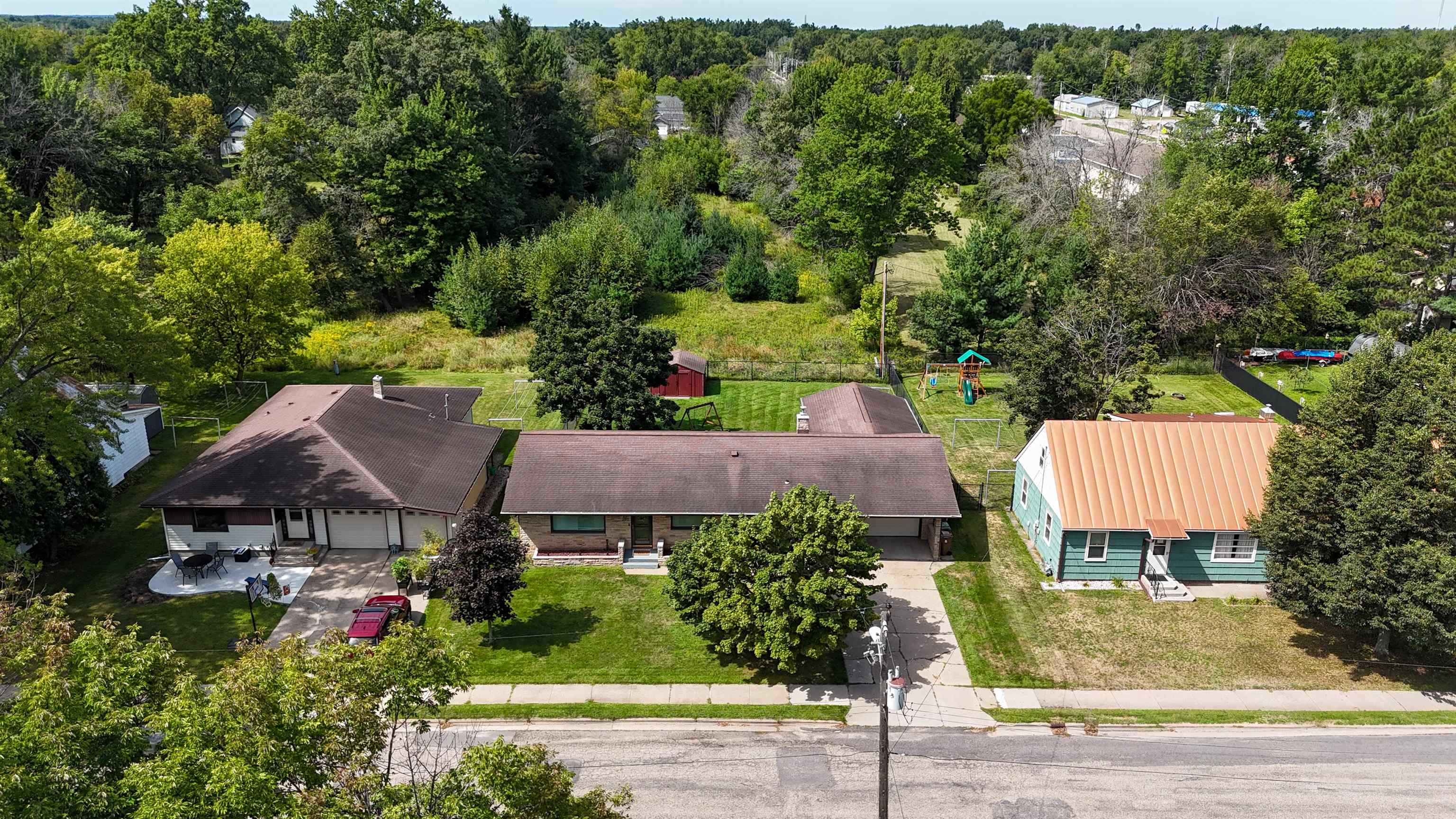 200 MEADOW STREET, Stevens Point, Wisconsin 54481, 3 Bedrooms Bedrooms, ,2 BathroomsBathrooms,Residential,For Sale,200 MEADOW STREET,22604155