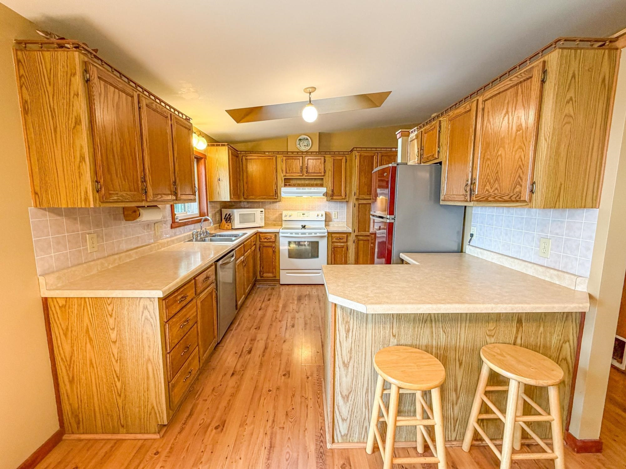 N3979 OXBOW ROAD, Catawba, Wisconsin 54516, 3 Bedrooms Bedrooms, ,2 BathroomsBathrooms,Residential,For Sale,N3979 OXBOW ROAD,22604156