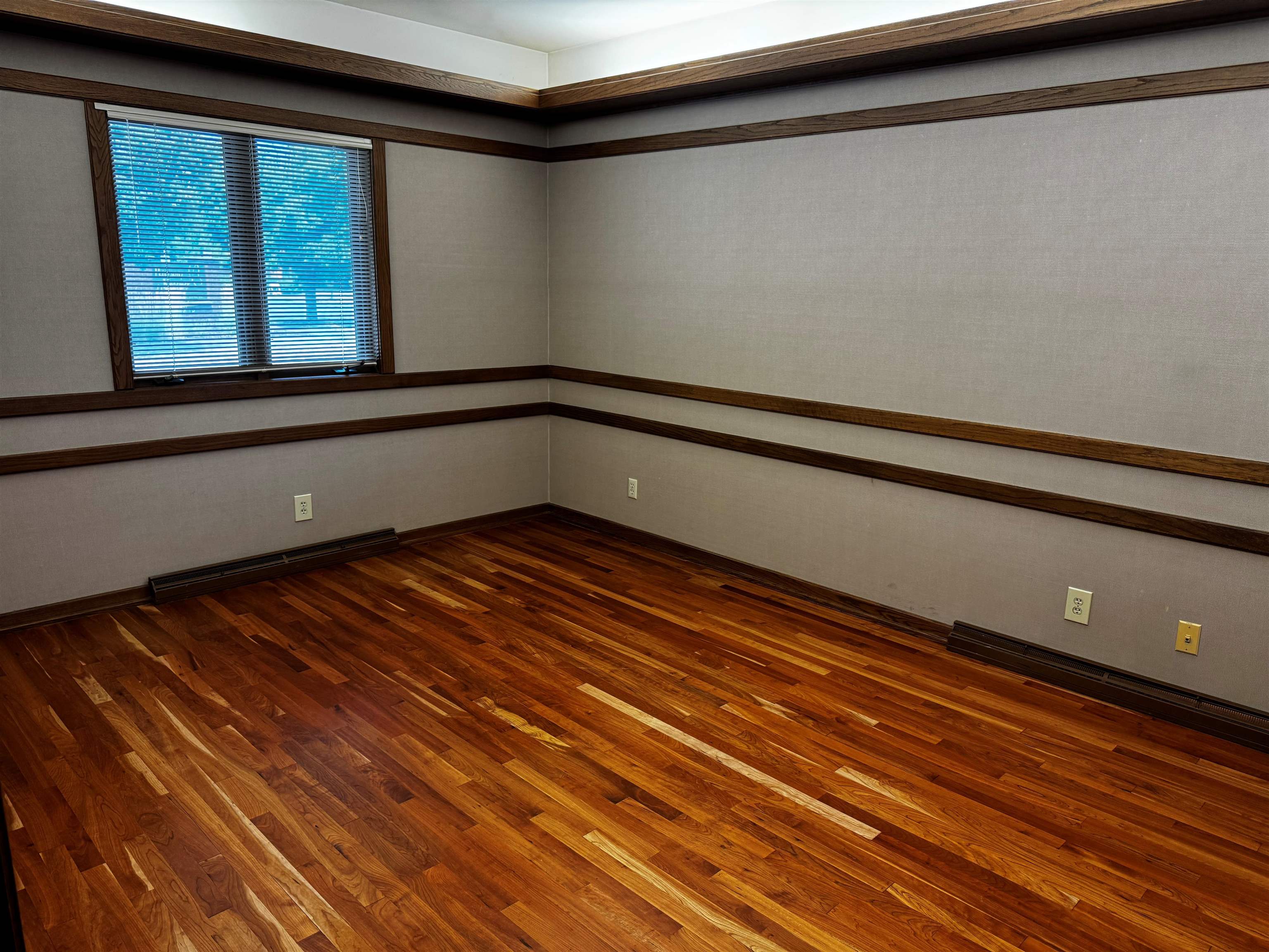 1220 N 6TH STREET, Wausau, Wisconsin 54403, ,Commercial/industrial,For Rent,1220 N 6TH STREET,22604164
