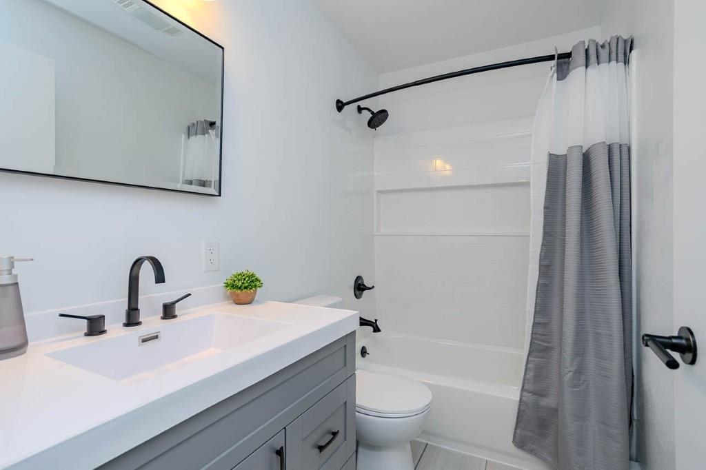 717 SOUTH LINE ROAD, Rothschild, Wisconsin 54474, 3 Bedrooms Bedrooms, ,1 BathroomBathrooms,Residential,For Sale,717 SOUTH LINE ROAD,22604165
