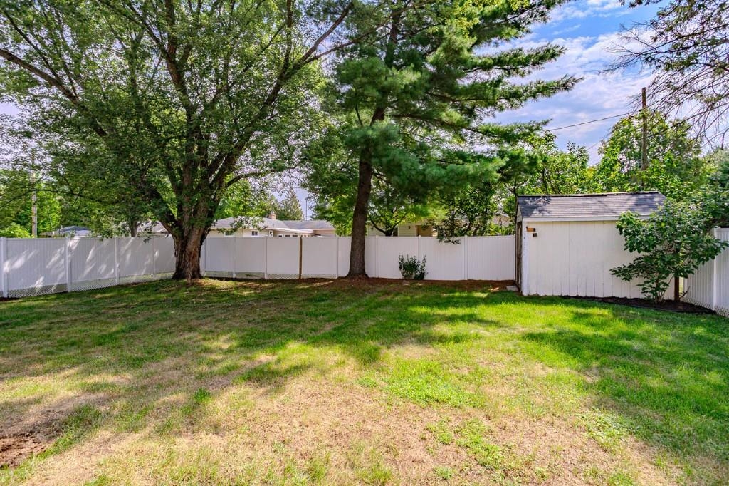 717 SOUTH LINE ROAD, Rothschild, Wisconsin 54474, 3 Bedrooms Bedrooms, ,1 BathroomBathrooms,Residential,For Sale,717 SOUTH LINE ROAD,22604165