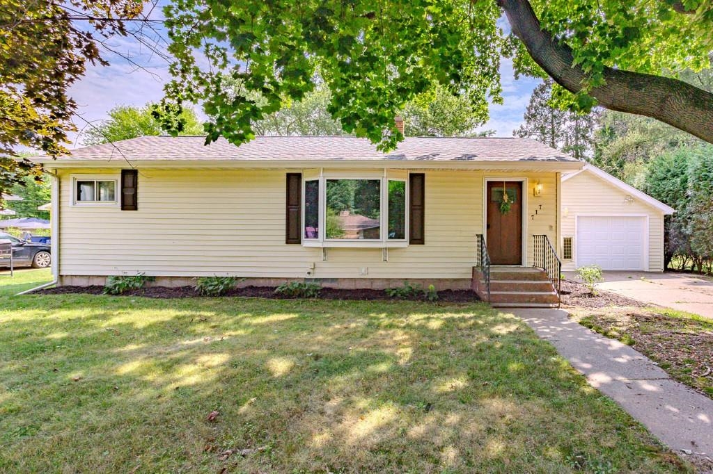 717 SOUTH LINE ROAD, Rothschild, Wisconsin 54474, 3 Bedrooms Bedrooms, ,1 BathroomBathrooms,Residential,For Sale,717 SOUTH LINE ROAD,22604165