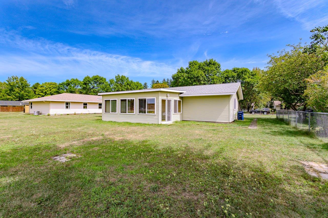 4214 HENRY STREET, Wausau, Wisconsin 54403, 4 Bedrooms Bedrooms, ,1 BathroomBathrooms,Residential,For Sale,4214 HENRY STREET,22604172