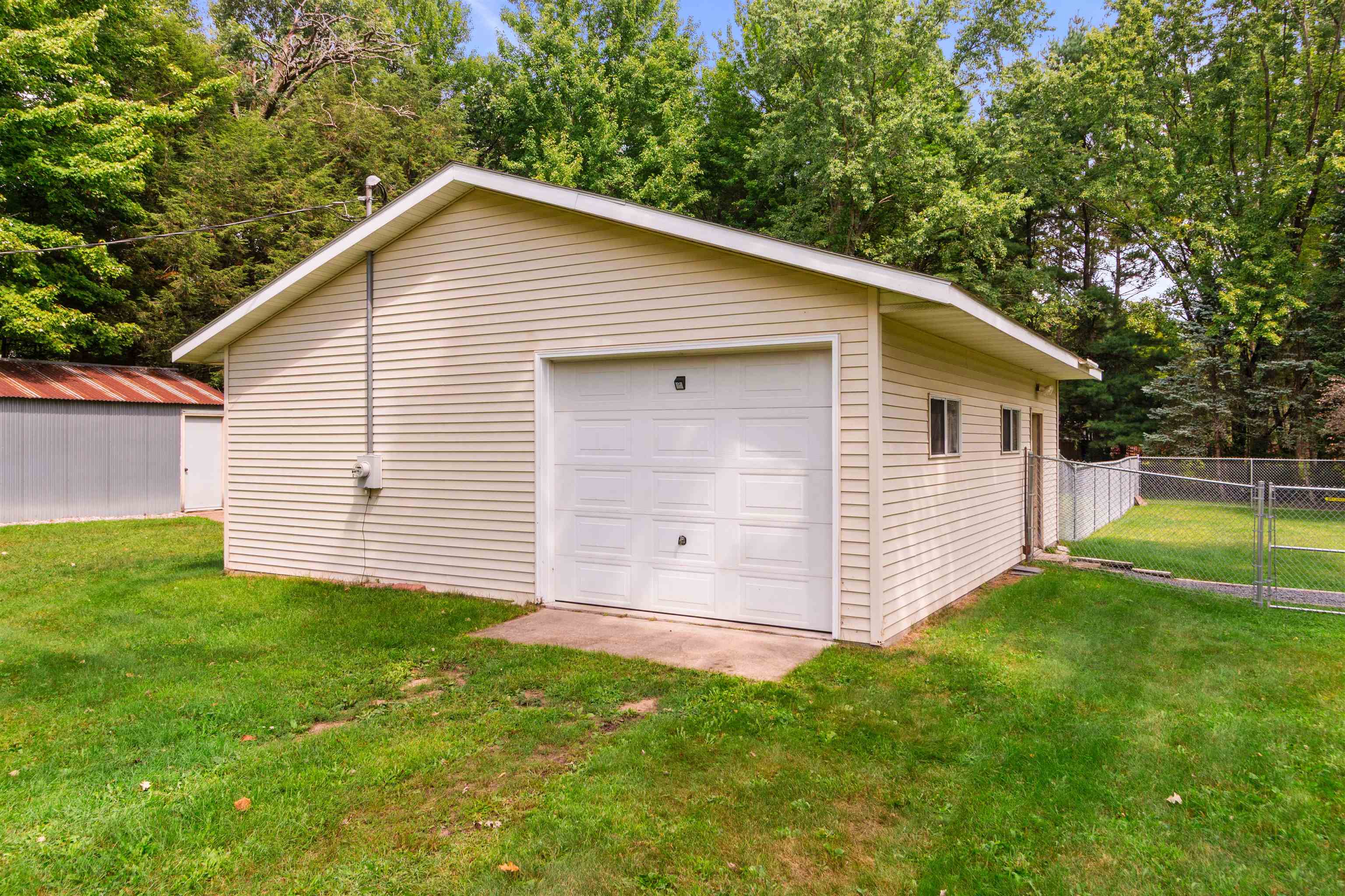 5374 STATE HIGHWAY 66, Stevens Point, Wisconsin 54482, 3 Bedrooms Bedrooms, ,2 BathroomsBathrooms,Residential,For Sale,5374 STATE HIGHWAY 66,22604177
