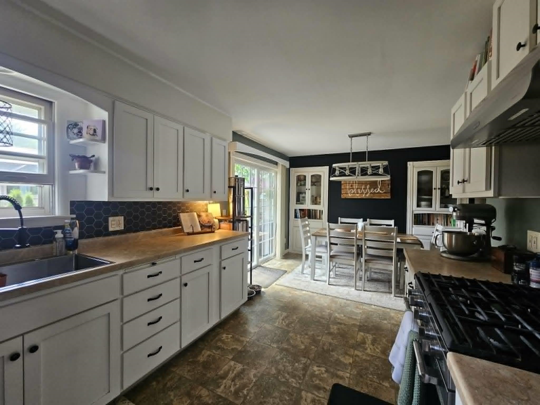 500 E GRANT STREET, Marshfield, Wisconsin 54449, 3 Bedrooms Bedrooms, ,2 BathroomsBathrooms,Residential,For Sale,500 E GRANT STREET,22604178