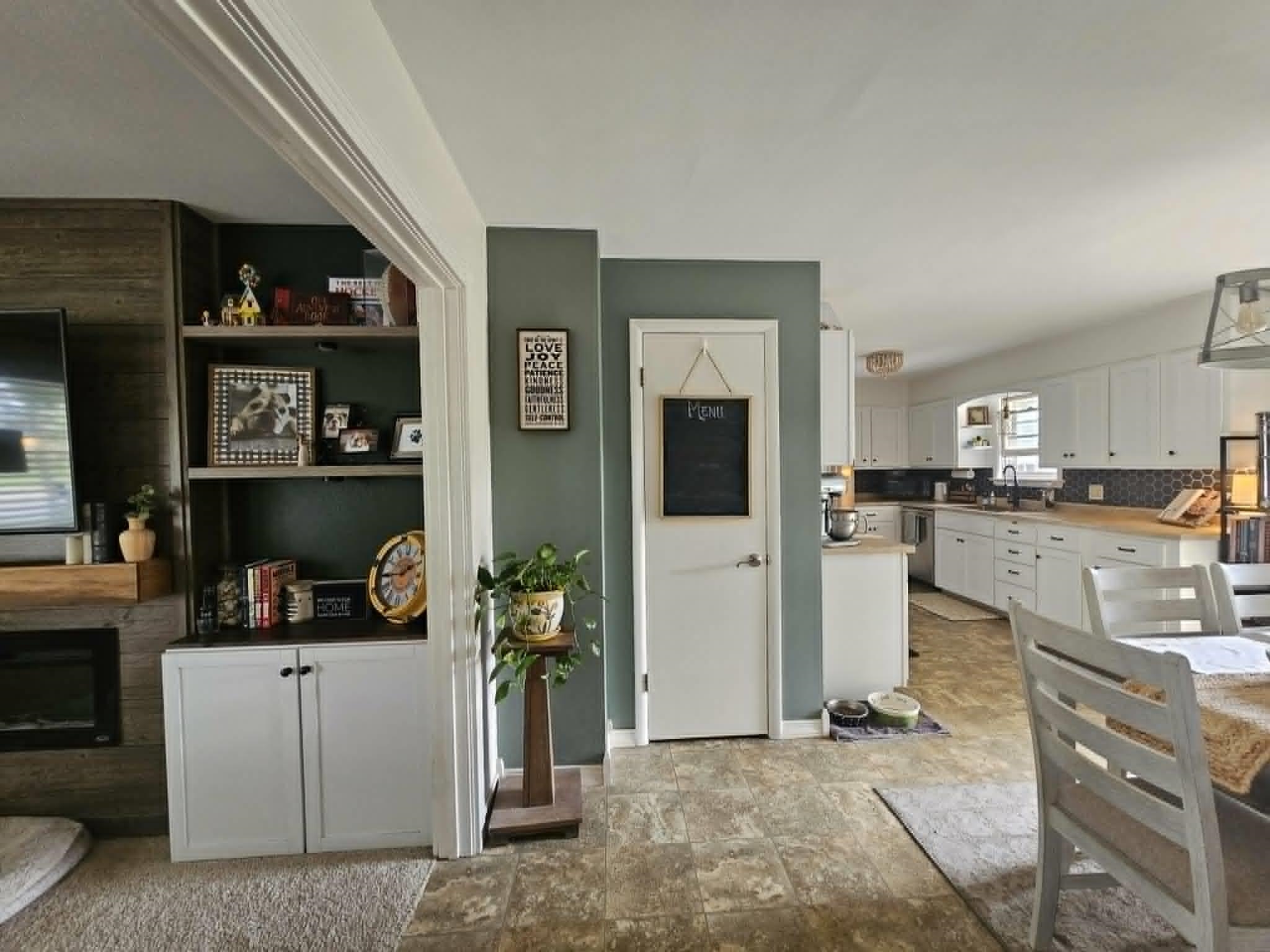 500 E GRANT STREET, Marshfield, Wisconsin 54449, 3 Bedrooms Bedrooms, ,2 BathroomsBathrooms,Residential,For Sale,500 E GRANT STREET,22604178