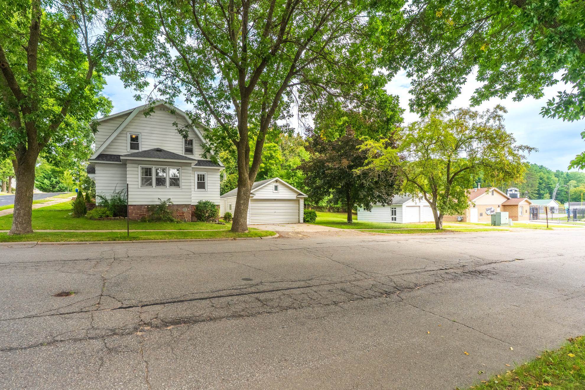 1603 N 9TH STREET, Wausau, Wisconsin 54403, 4 Bedrooms Bedrooms, ,2 BathroomsBathrooms,Residential,For Sale,1603 N 9TH STREET,22604185