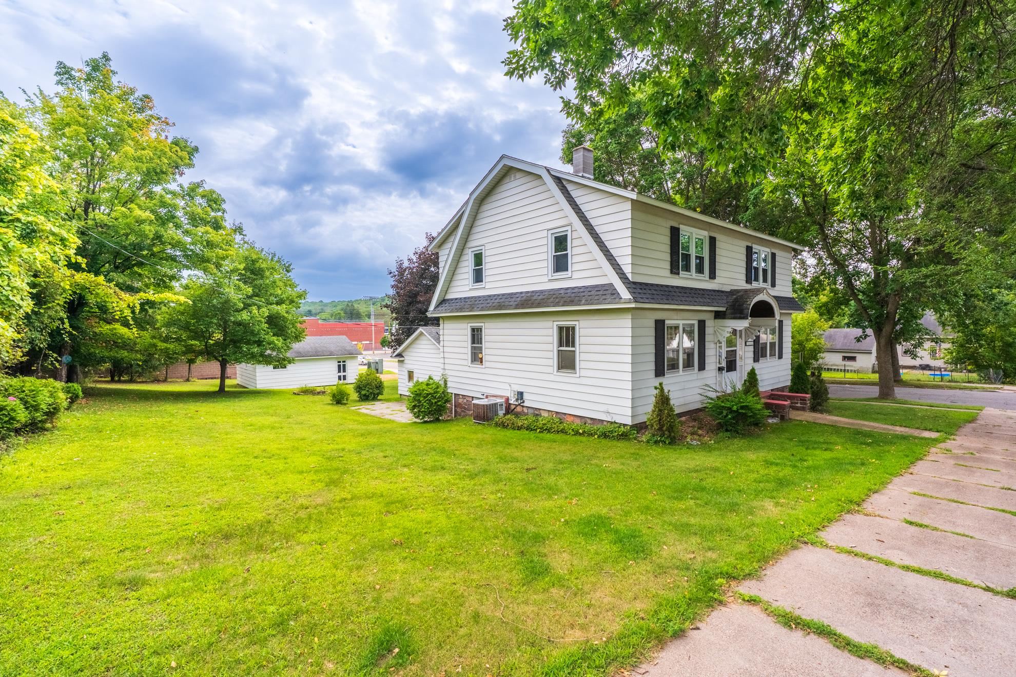 1603 N 9TH STREET, Wausau, Wisconsin 54403, 4 Bedrooms Bedrooms, ,2 BathroomsBathrooms,Residential,For Sale,1603 N 9TH STREET,22604185