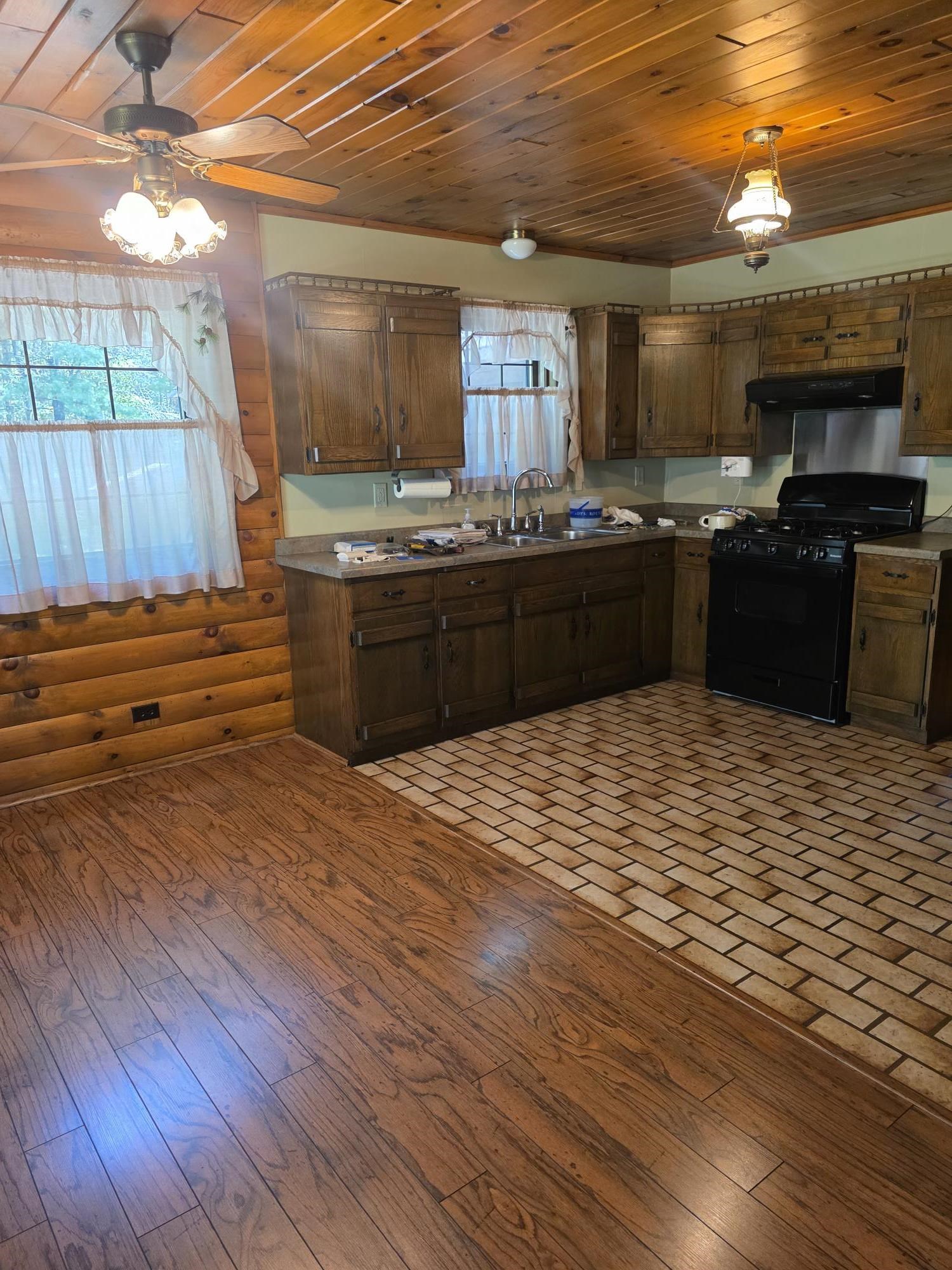 8531 LAKE ROAD, Wisconsin Rapids, Wisconsin 54494, 3 Bedrooms Bedrooms, ,2 BathroomsBathrooms,Residential,For Sale,8531 LAKE ROAD,22604189