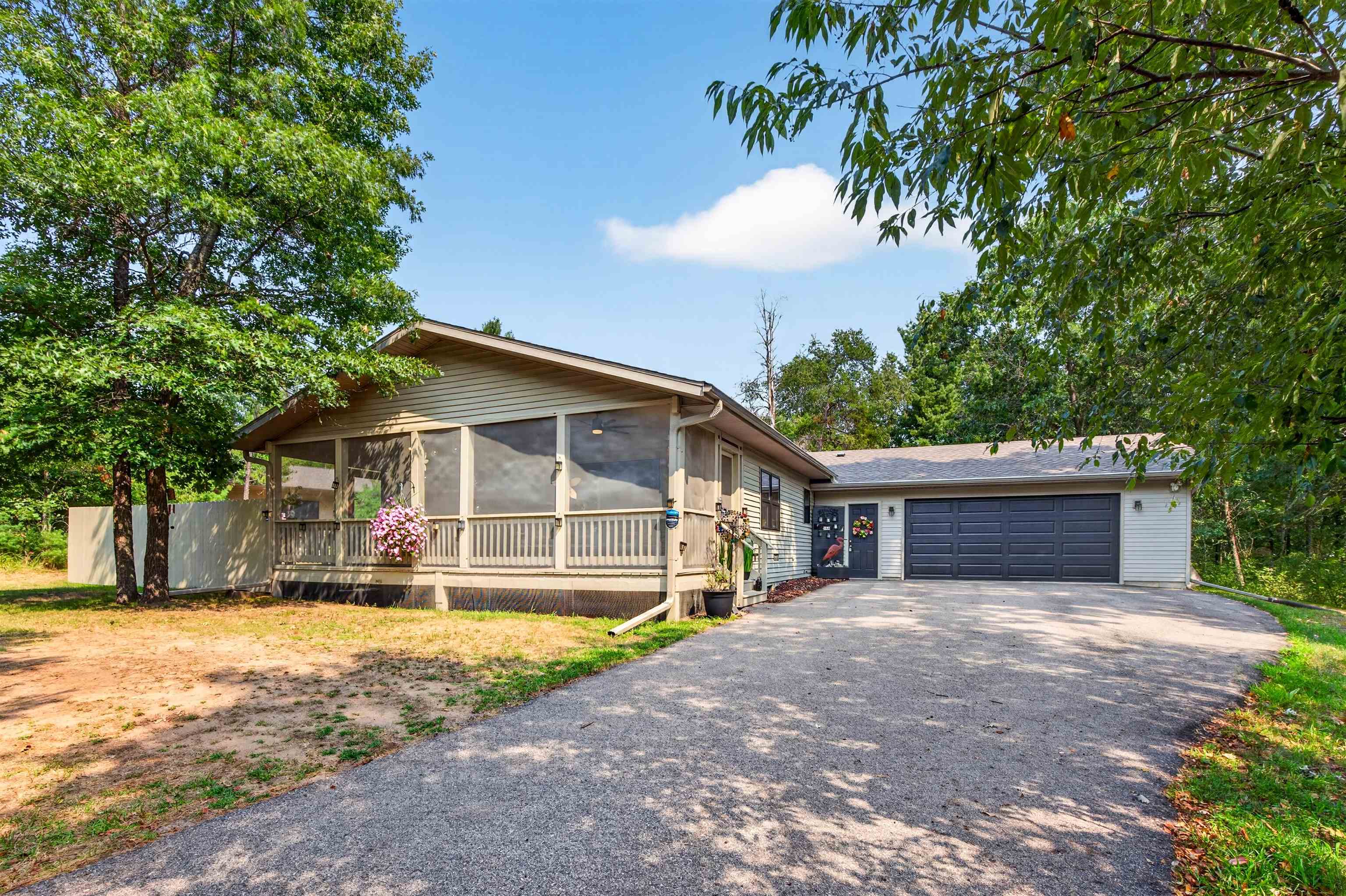 358 WHITE WATERS TRAIL, Nekoosa, Wisconsin 54457, 2 Bedrooms Bedrooms, ,3 BathroomsBathrooms,Residential,For Sale,358 WHITE WATERS TRAIL,22604195