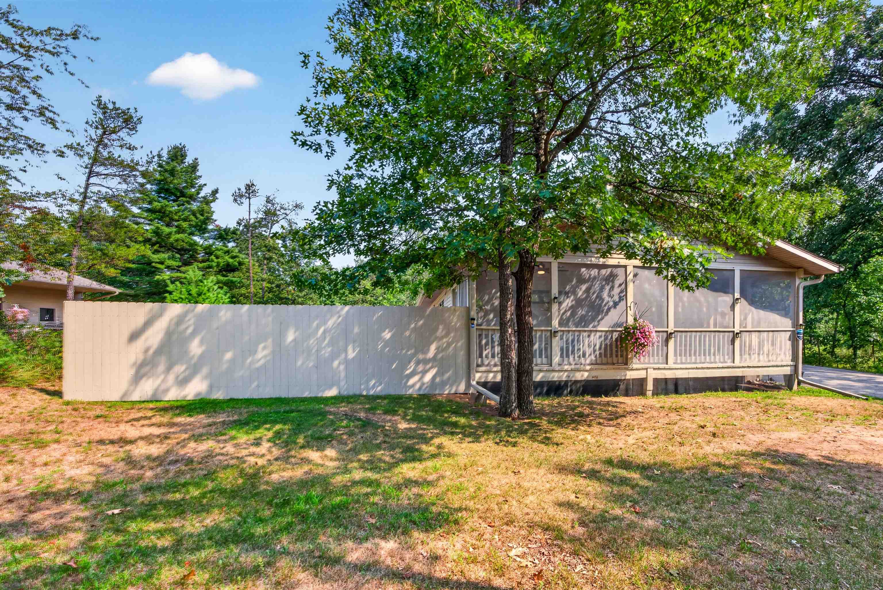 358 WHITE WATERS TRAIL, Nekoosa, Wisconsin 54457, 2 Bedrooms Bedrooms, ,3 BathroomsBathrooms,Residential,For Sale,358 WHITE WATERS TRAIL,22604195