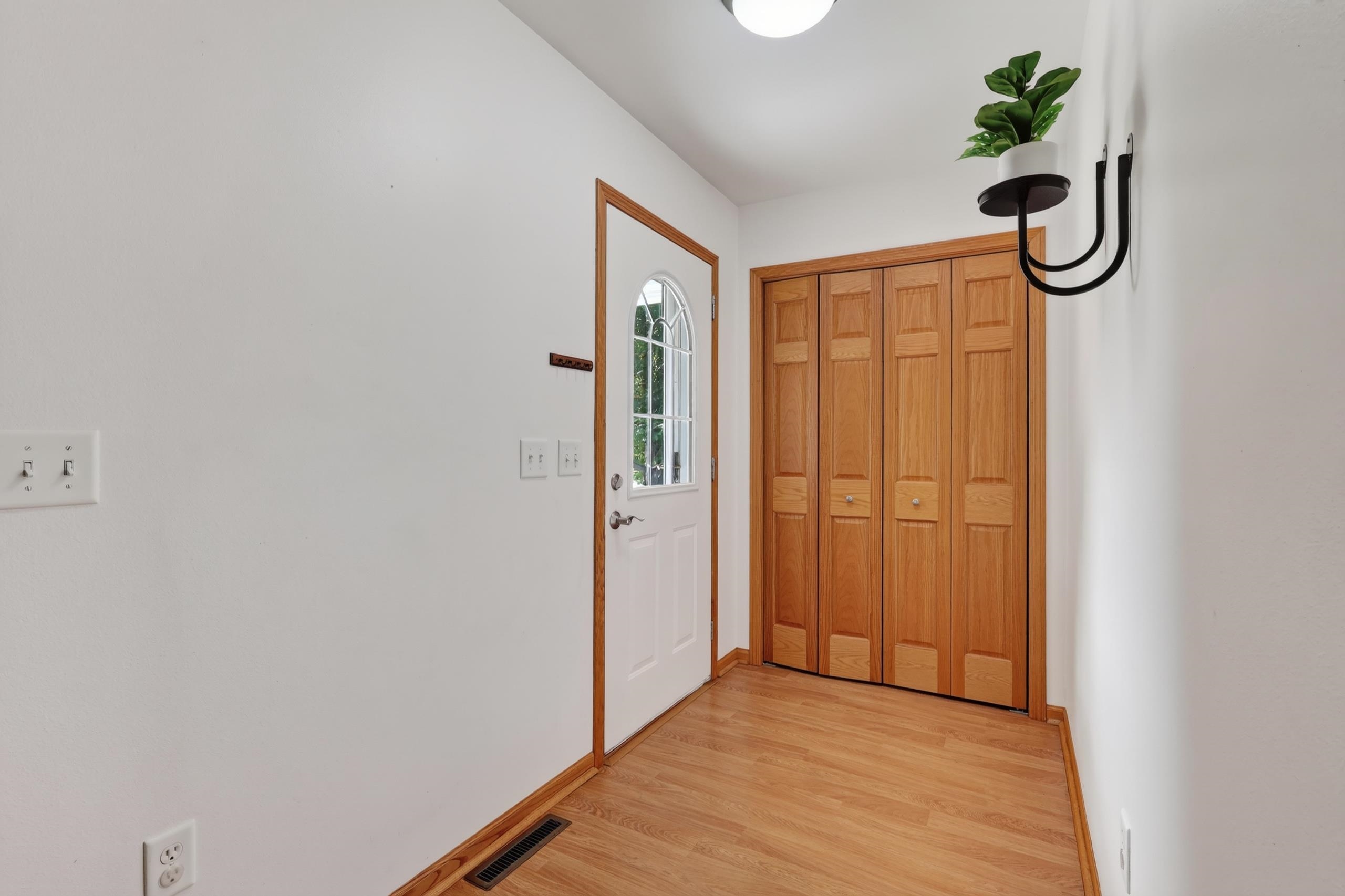 2431 77TH STREET SOUTH, Wisconsin Rapids, Wisconsin 54494, 4 Bedrooms Bedrooms, ,3 BathroomsBathrooms,Residential,For Sale,2431 77TH STREET SOUTH,22604197