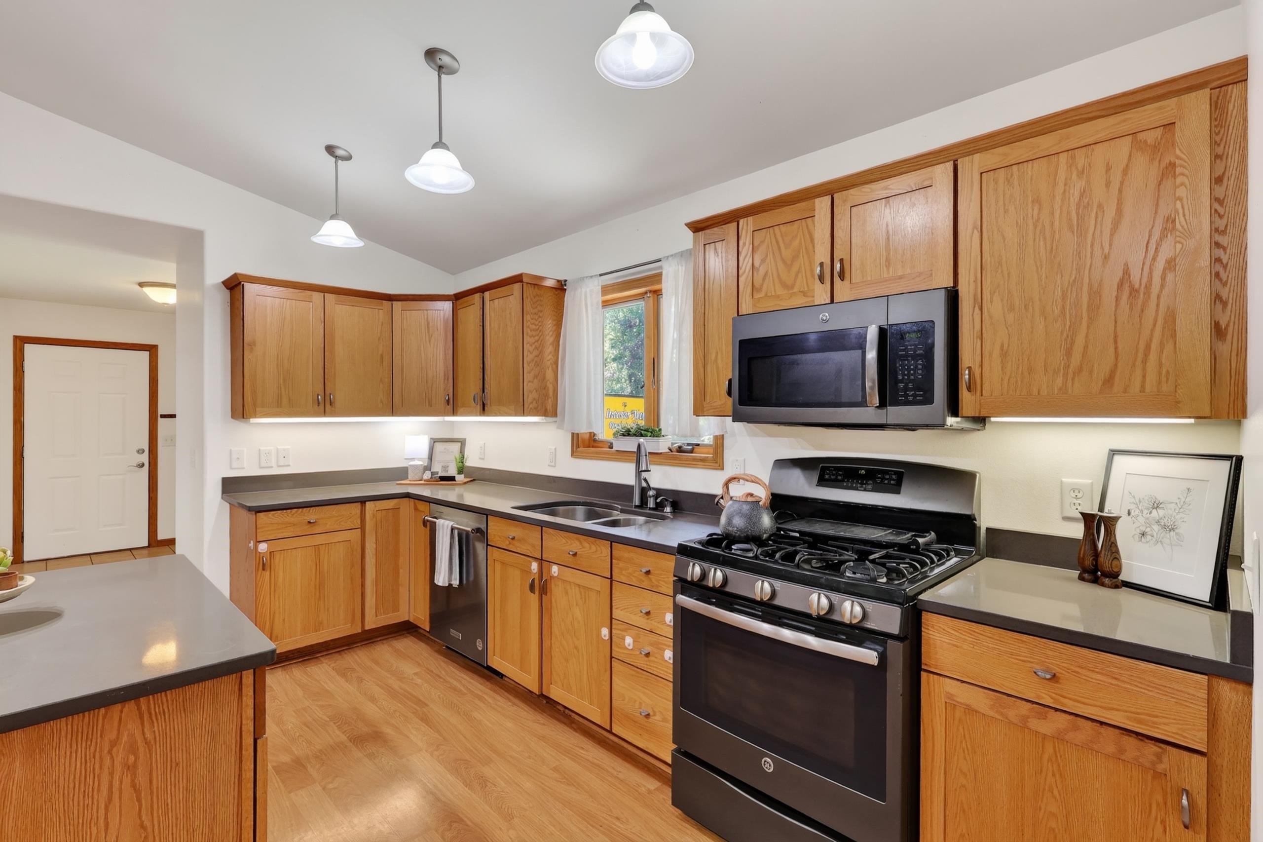 2431 77TH STREET SOUTH, Wisconsin Rapids, Wisconsin 54494, 4 Bedrooms Bedrooms, ,3 BathroomsBathrooms,Residential,For Sale,2431 77TH STREET SOUTH,22604197