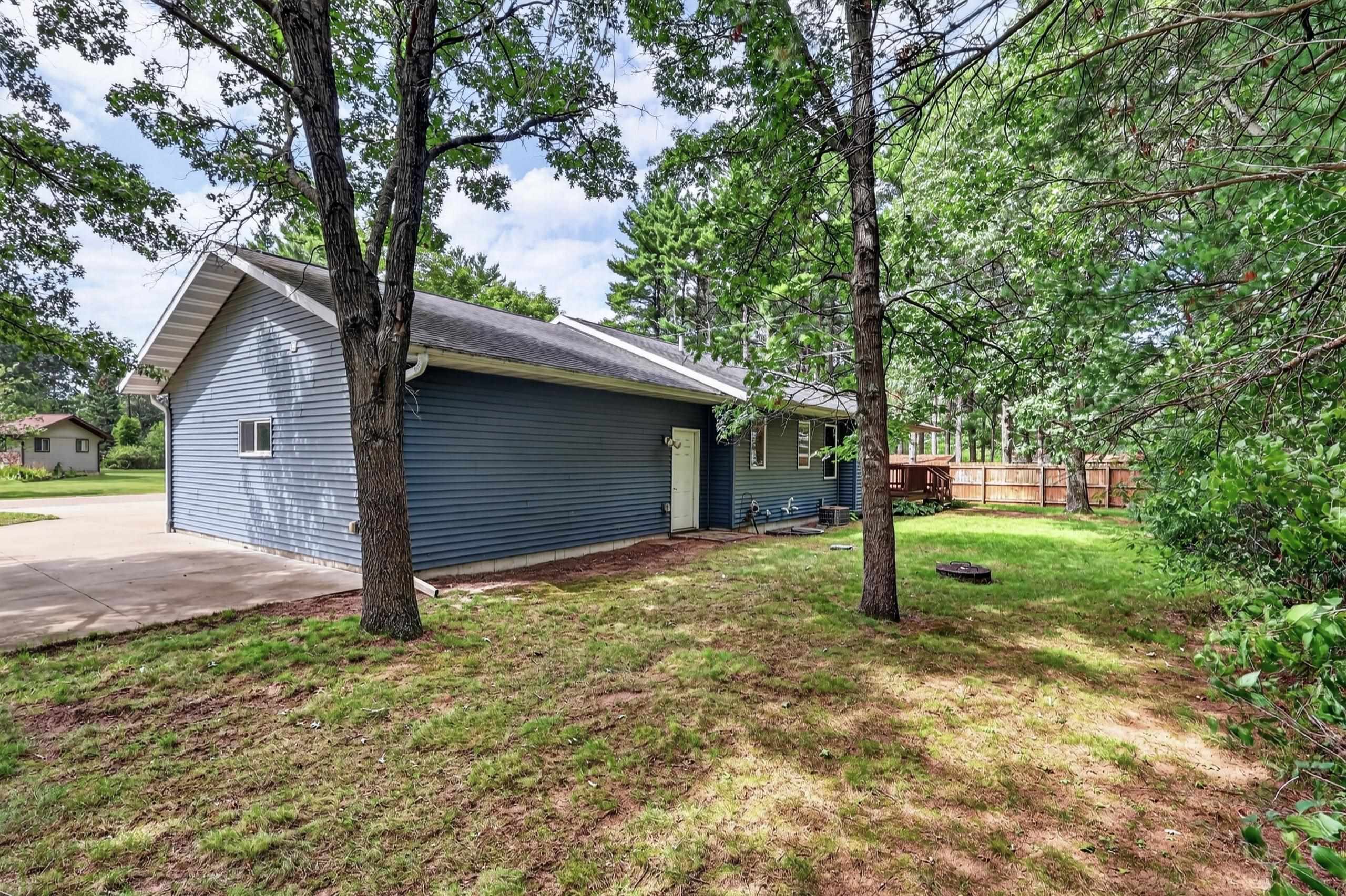 2431 77TH STREET SOUTH, Wisconsin Rapids, Wisconsin 54494, 4 Bedrooms Bedrooms, ,3 BathroomsBathrooms,Residential,For Sale,2431 77TH STREET SOUTH,22604197