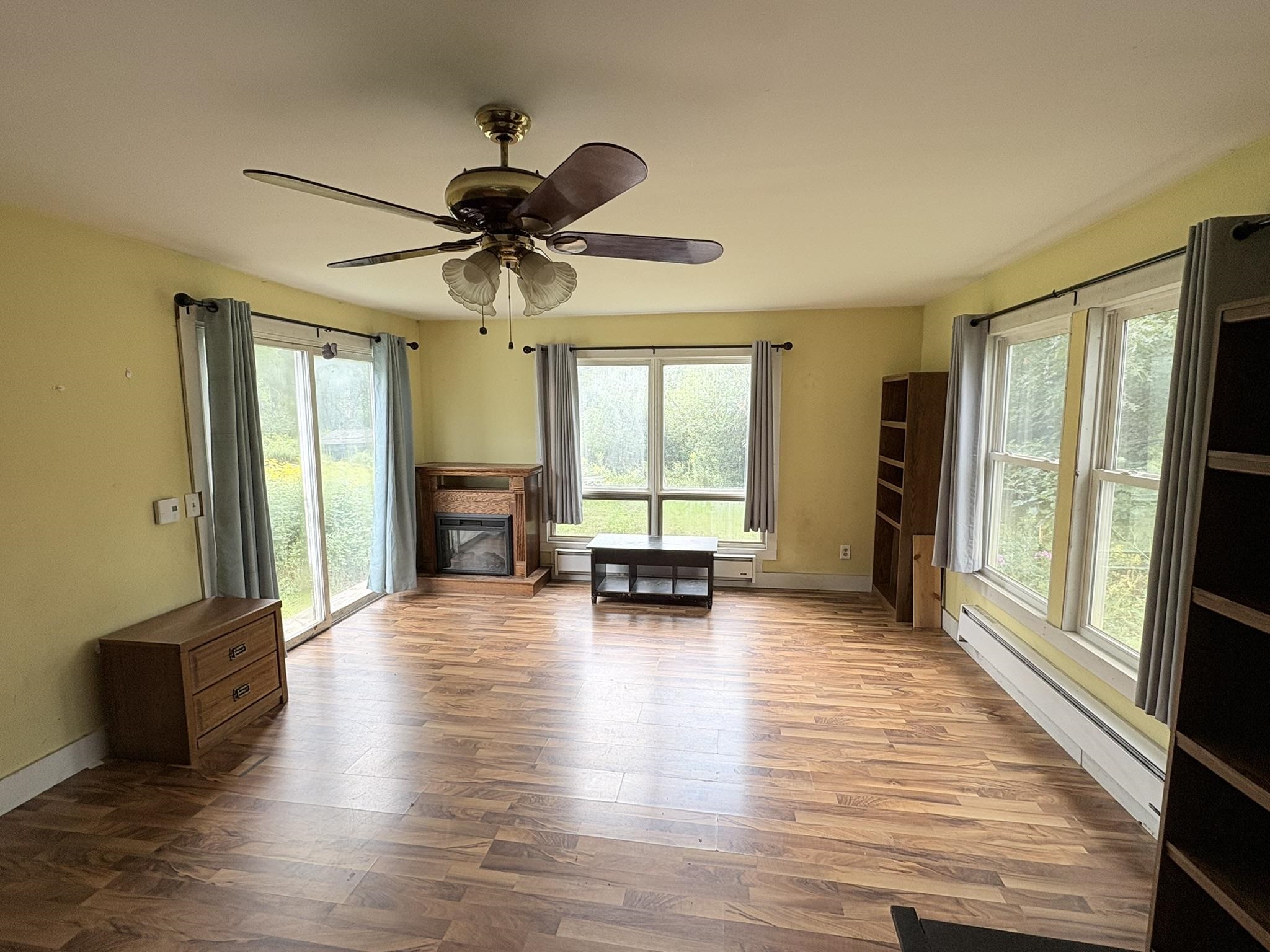 1691 GREENFIELD AVENUE, Wisconsin Rapids, Wisconsin 54495, 3 Bedrooms Bedrooms, ,1 BathroomBathrooms,Residential,For Sale,1691 GREENFIELD AVENUE,22604200