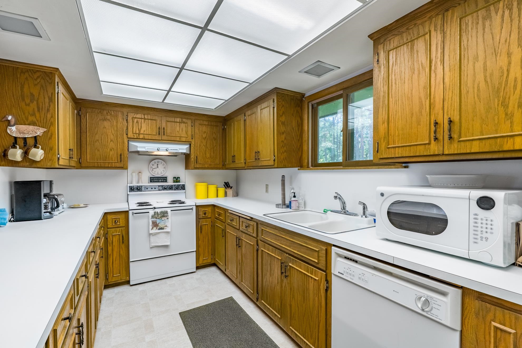 N11949 PRATT ROAD, Elcho, Wisconsin 54428, 3 Bedrooms Bedrooms, ,2 BathroomsBathrooms,Residential,For Sale,N11949 PRATT ROAD,22604202