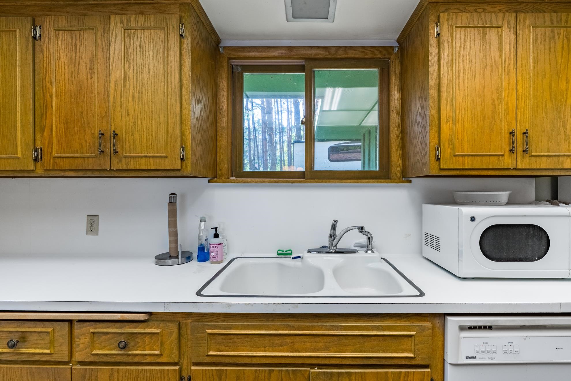 N11949 PRATT ROAD, Elcho, Wisconsin 54428, 3 Bedrooms Bedrooms, ,2 BathroomsBathrooms,Residential,For Sale,N11949 PRATT ROAD,22604202