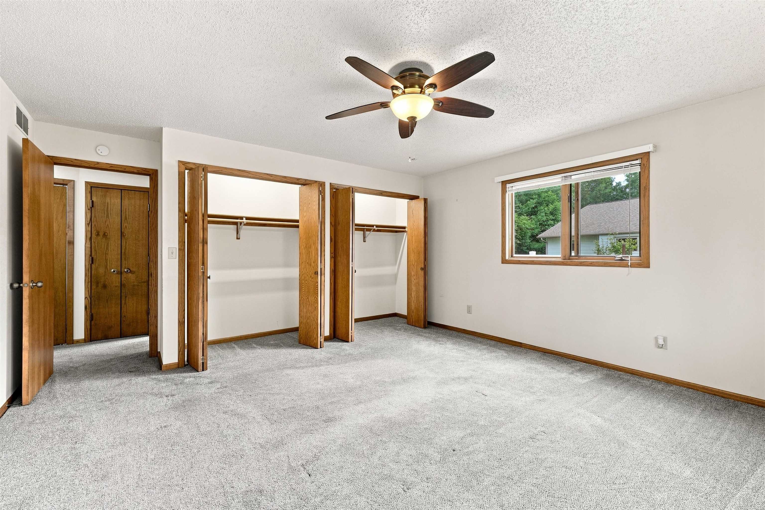 2641 PORTER ROAD, Plover, Wisconsin 54467, 3 Bedrooms Bedrooms, ,2 BathroomsBathrooms,Residential,For Sale,2641 PORTER ROAD,22604205