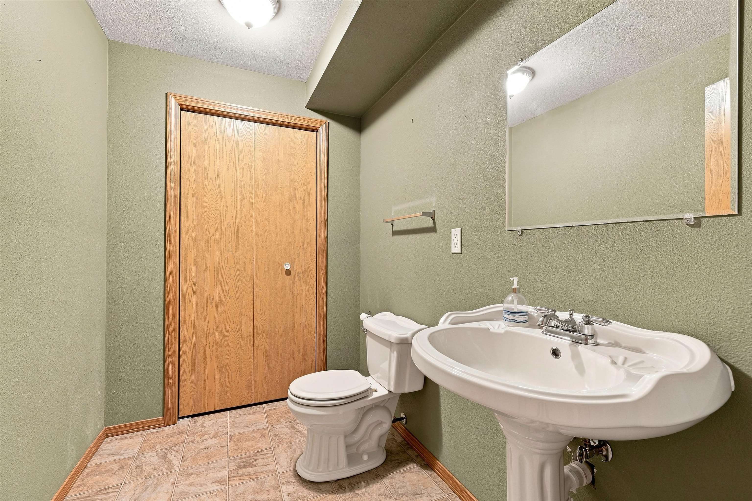 2641 PORTER ROAD, Plover, Wisconsin 54467, 3 Bedrooms Bedrooms, ,2 BathroomsBathrooms,Residential,For Sale,2641 PORTER ROAD,22604205