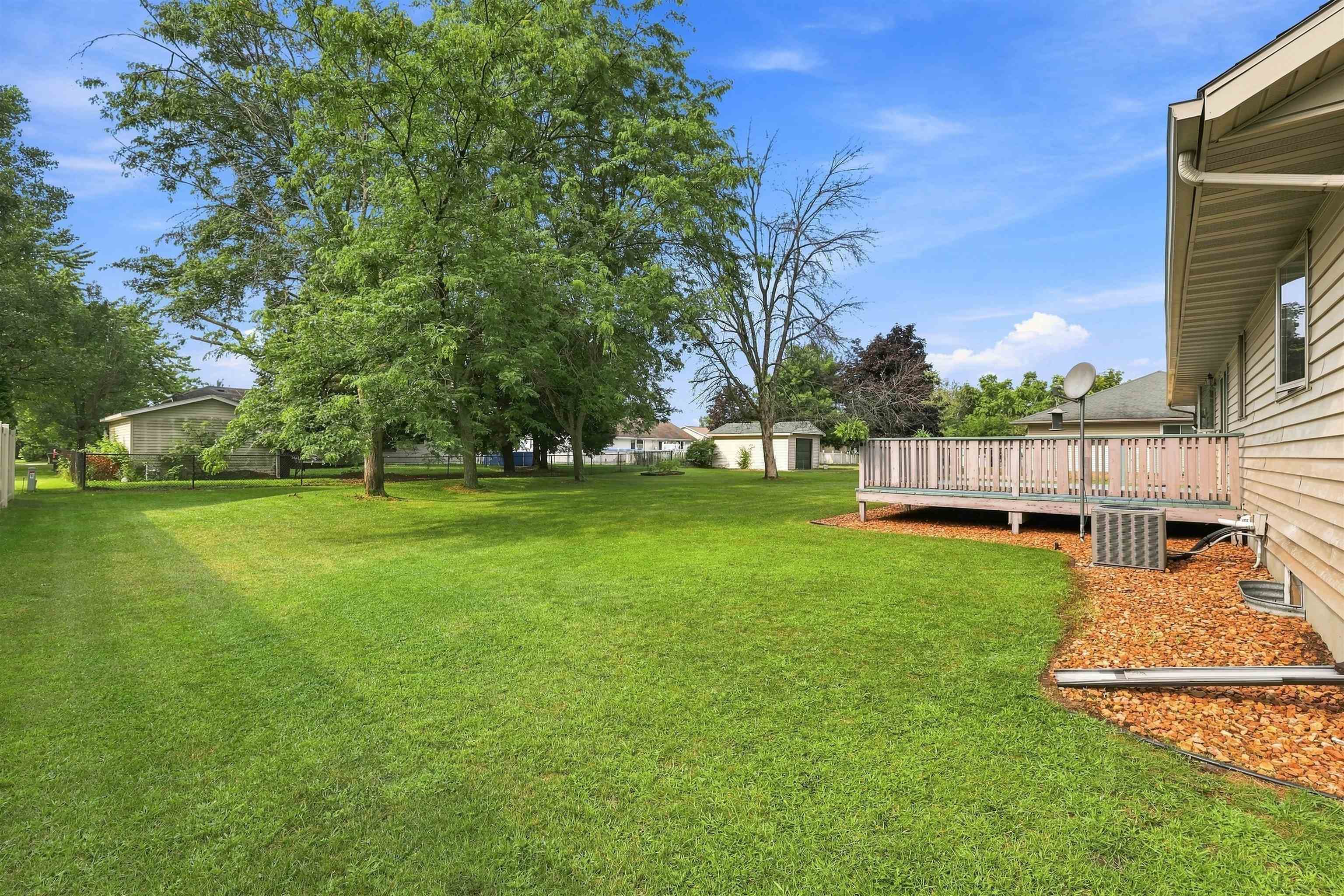 2641 PORTER ROAD, Plover, Wisconsin 54467, 3 Bedrooms Bedrooms, ,2 BathroomsBathrooms,Residential,For Sale,2641 PORTER ROAD,22604205