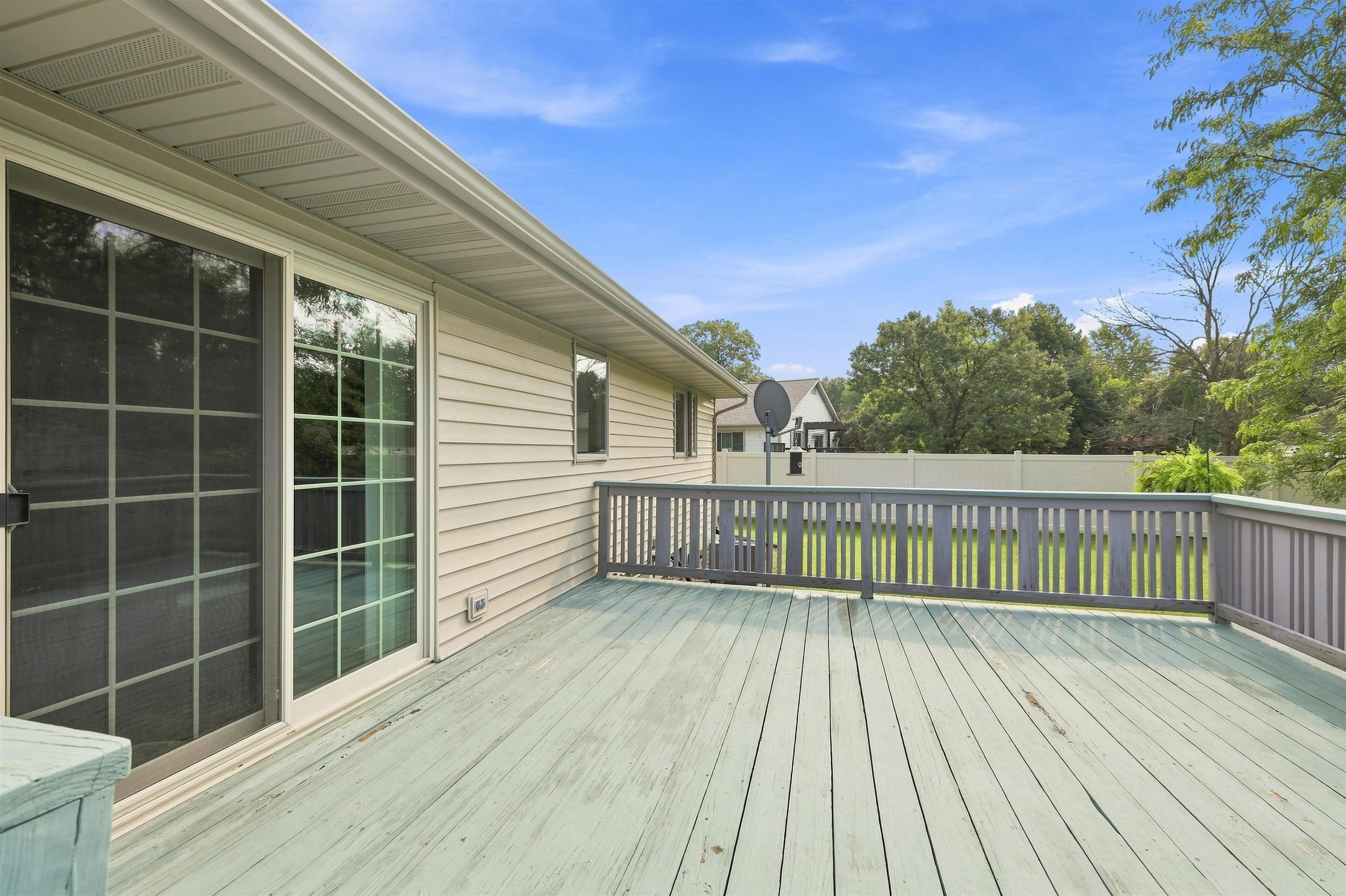 2641 PORTER ROAD, Plover, Wisconsin 54467, 3 Bedrooms Bedrooms, ,2 BathroomsBathrooms,Residential,For Sale,2641 PORTER ROAD,22604205