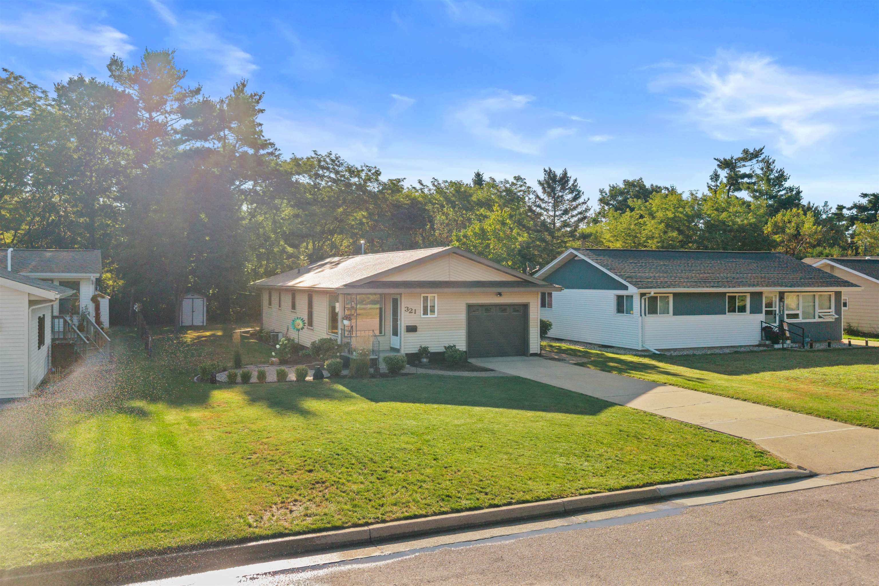 321 19TH STREET S, Wisconsin Rapids, Wisconsin 54494, 3 Bedrooms Bedrooms, ,2 BathroomsBathrooms,Residential,For Sale,321 19TH STREET S,22604207