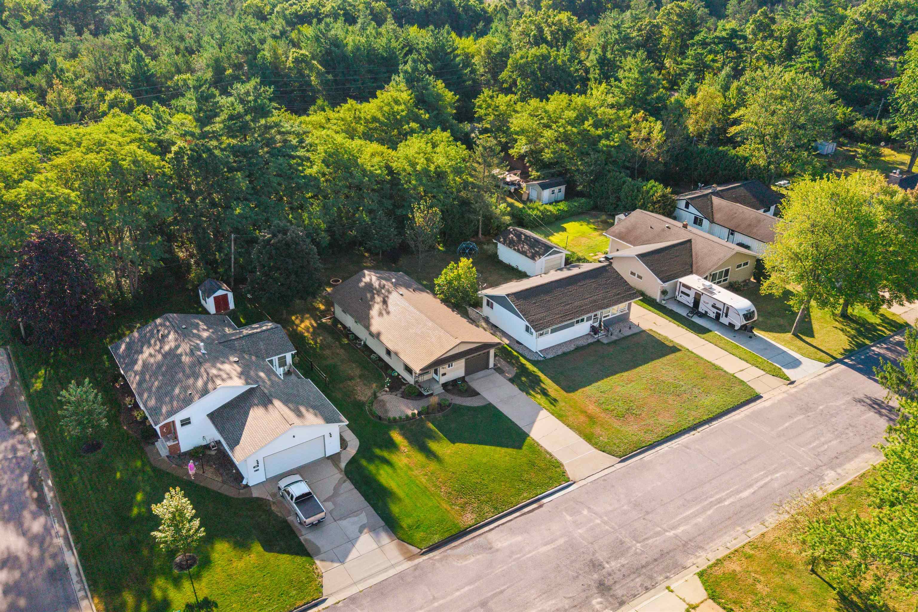 321 19TH STREET S, Wisconsin Rapids, Wisconsin 54494, 3 Bedrooms Bedrooms, ,2 BathroomsBathrooms,Residential,For Sale,321 19TH STREET S,22604207