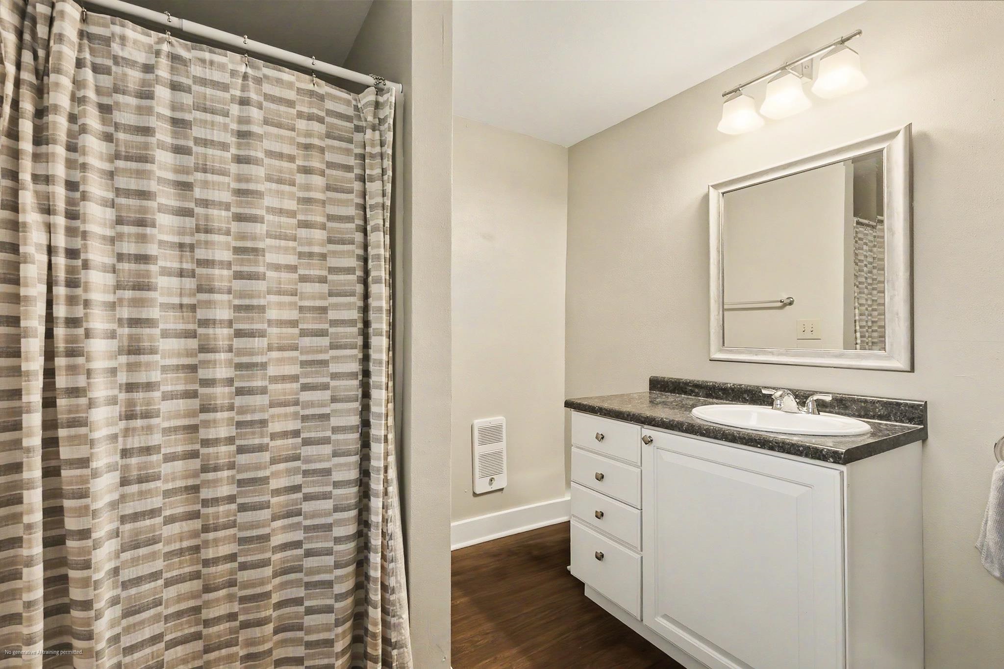 809 ILLINOIS AVENUE, Stevens Point, Wisconsin 54481, 3 Bedrooms Bedrooms, ,2 BathroomsBathrooms,Residential,For Sale,809 ILLINOIS AVENUE,22604208