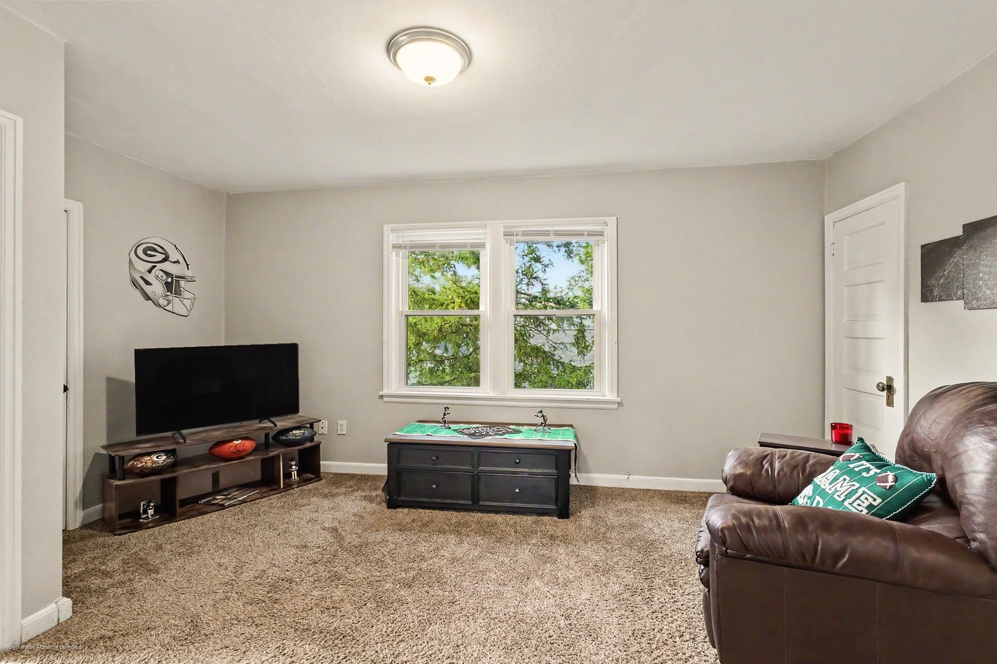 809 ILLINOIS AVENUE, Stevens Point, Wisconsin 54481, 3 Bedrooms Bedrooms, ,2 BathroomsBathrooms,Residential,For Sale,809 ILLINOIS AVENUE,22604208
