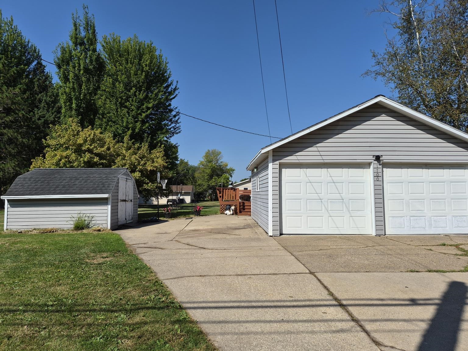 1700 S WASHINGTON AVENUE, Marshfield, Wisconsin 54449, 3 Bedrooms Bedrooms, ,1 BathroomBathrooms,Residential,For Sale,1700 S WASHINGTON AVENUE,22604209