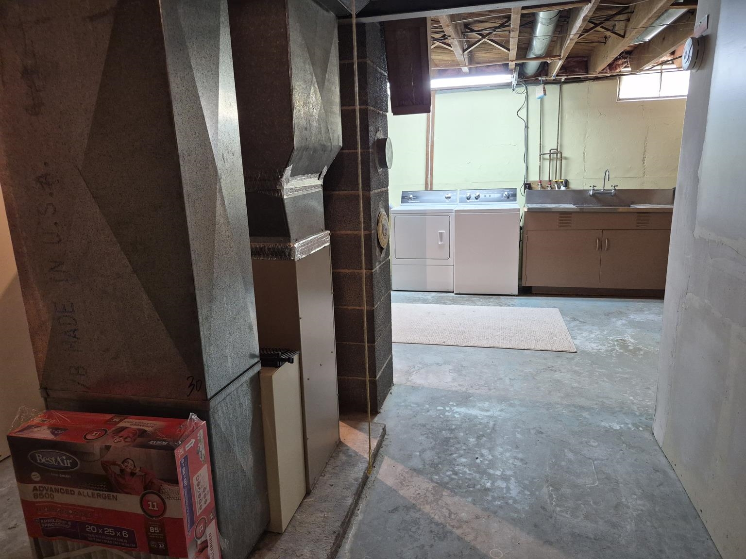 1700 S WASHINGTON AVENUE, Marshfield, Wisconsin 54449, 3 Bedrooms Bedrooms, ,1 BathroomBathrooms,Residential,For Sale,1700 S WASHINGTON AVENUE,22604209