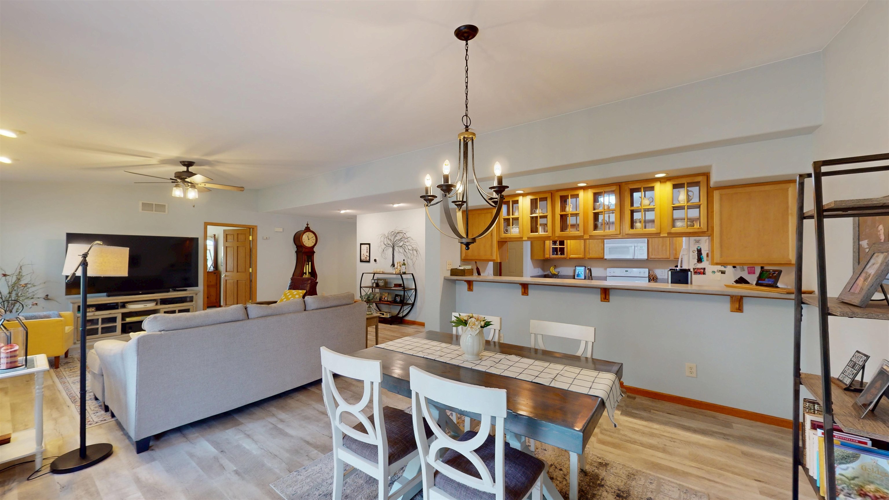 1807 SAVANNAH CIRCLE, Marshfield, Wisconsin 54449, 2 Bedrooms Bedrooms, ,2 BathroomsBathrooms,Residential,For Sale,1807 SAVANNAH CIRCLE,22604210