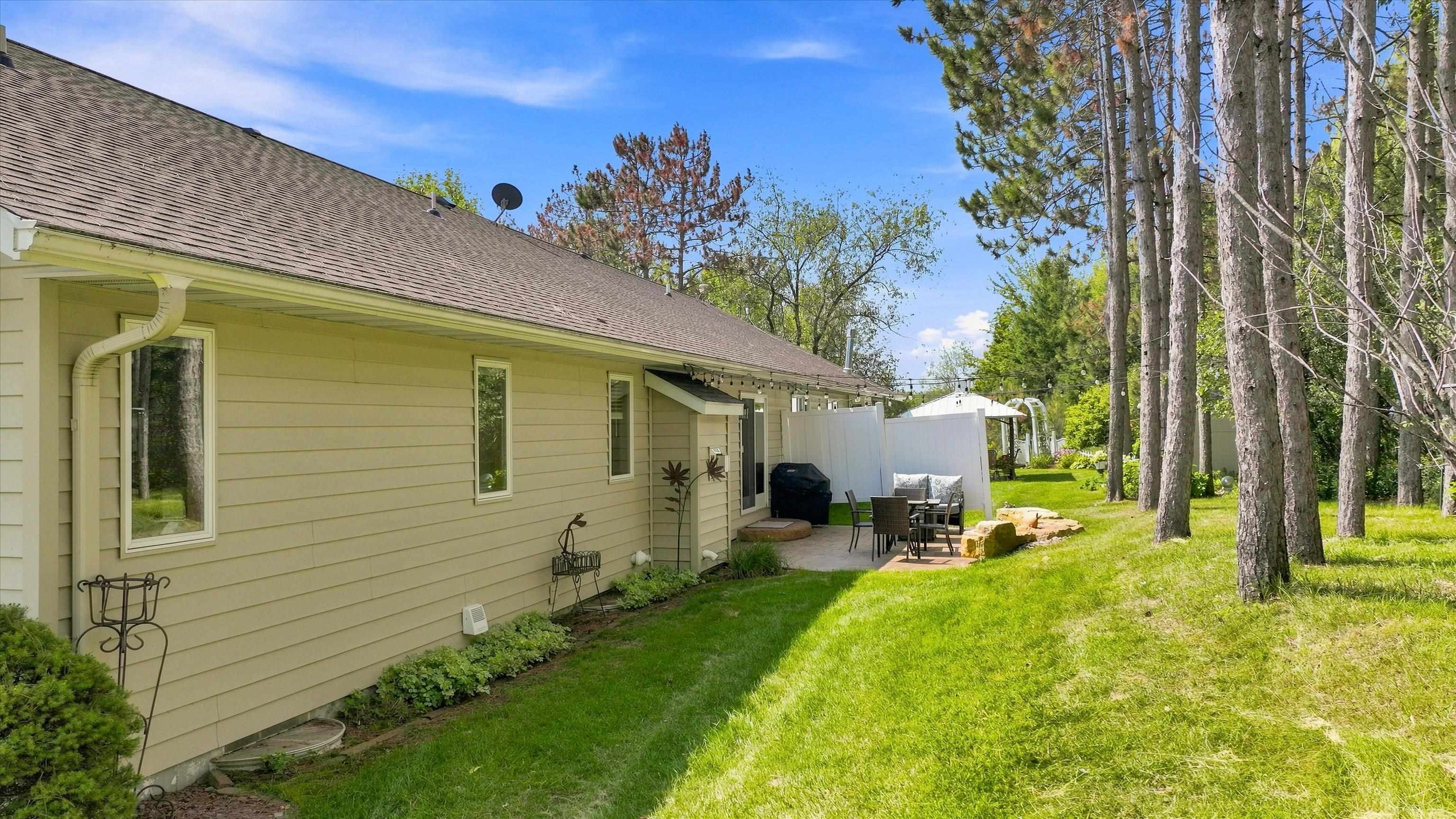 1807 SAVANNAH CIRCLE, Marshfield, Wisconsin 54449, 2 Bedrooms Bedrooms, ,2 BathroomsBathrooms,Residential,For Sale,1807 SAVANNAH CIRCLE,22604210