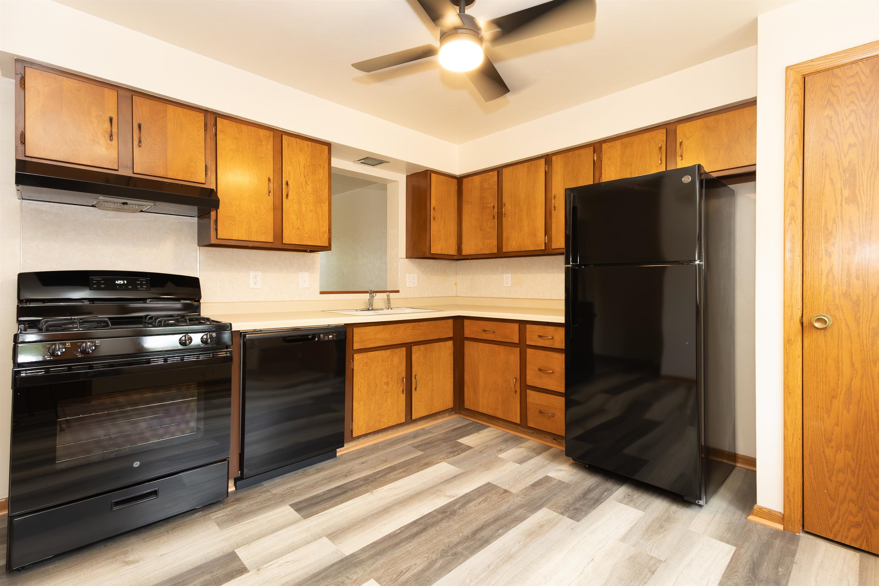 1420 21ST AVENUE SOUTH, Wisconsin Rapids, Wisconsin 54495, 2 Bedrooms Bedrooms, 18 Rooms Rooms,1 BathroomBathrooms,Residential,For Sale,1420 21ST AVENUE SOUTH,22604212