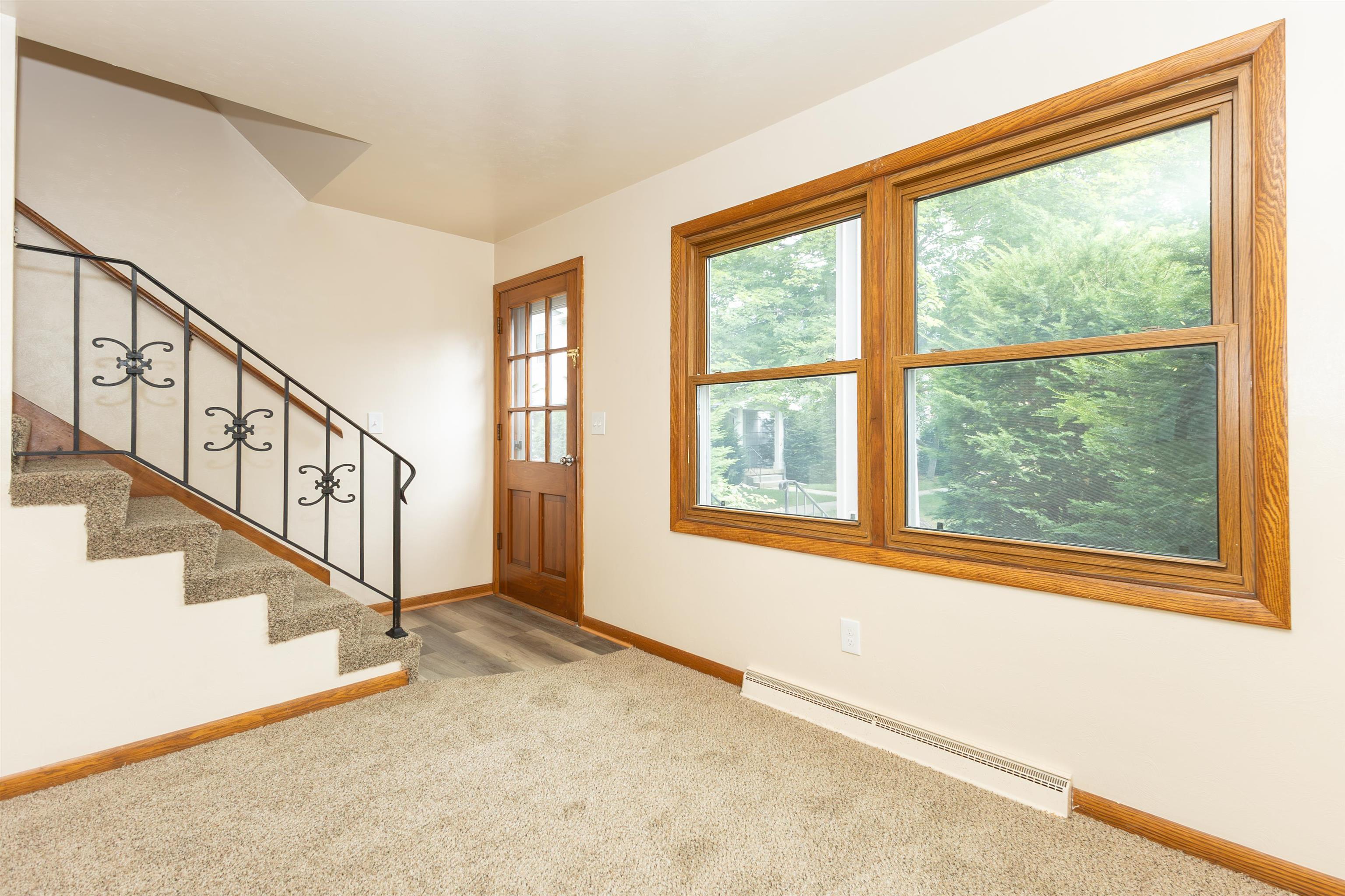 1420 21ST AVENUE SOUTH, Wisconsin Rapids, Wisconsin 54495, 2 Bedrooms Bedrooms, 18 Rooms Rooms,1 BathroomBathrooms,Residential,For Sale,1420 21ST AVENUE SOUTH,22604212