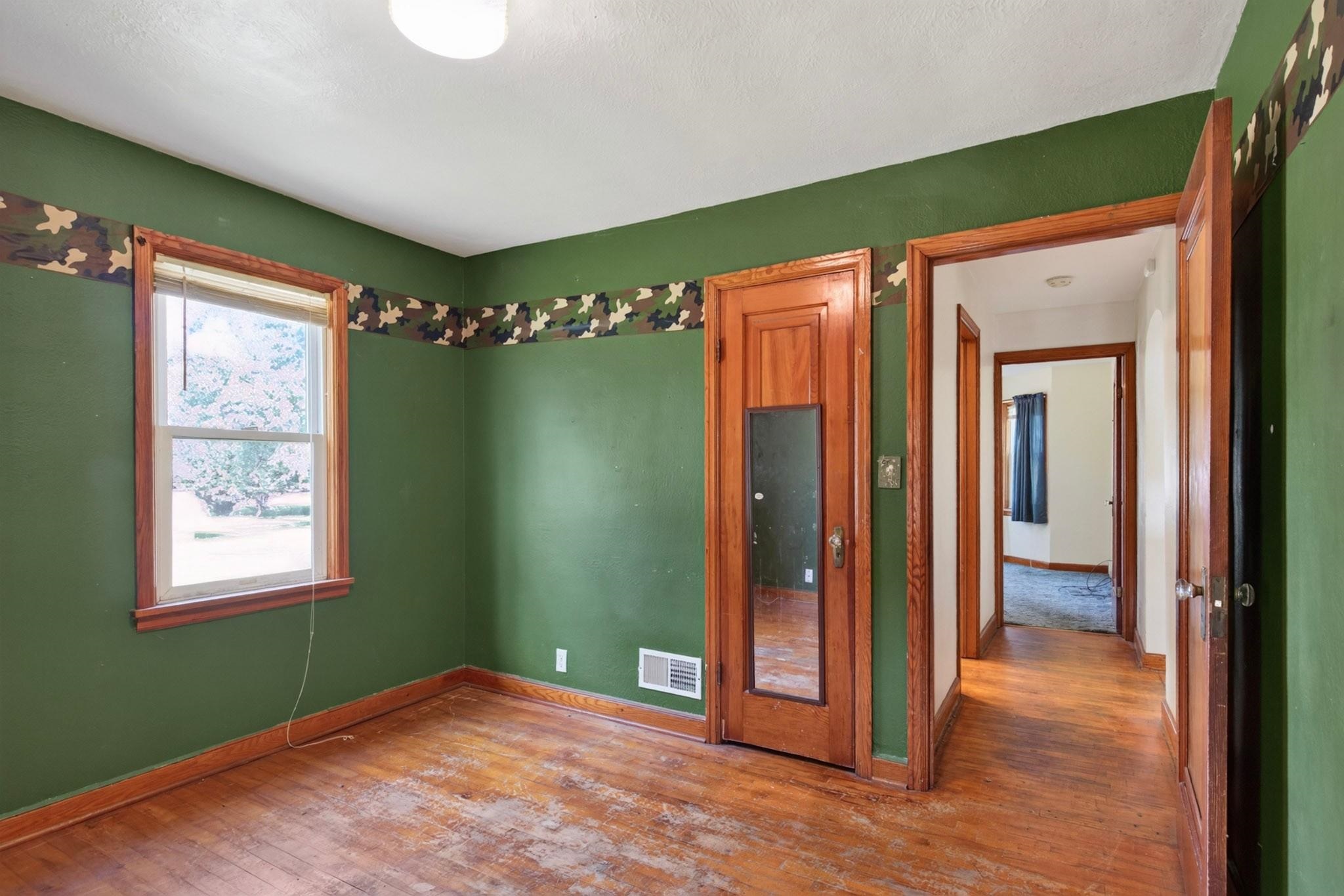 1011 11TH AVENUE NORTH, Wisconsin Rapids, Wisconsin 54495, 3 Bedrooms Bedrooms, ,1 BathroomBathrooms,Residential,For Sale,1011 11TH AVENUE NORTH,22604216