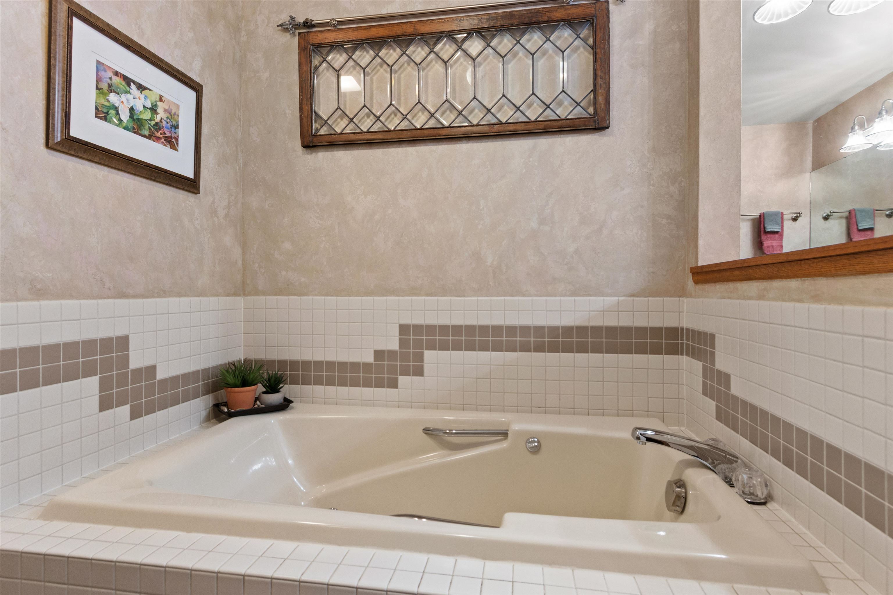 3811 NORTH VALLEY DRIVE, Wisconsin Rapids, Wisconsin 54494, 3 Bedrooms Bedrooms, ,2 BathroomsBathrooms,Residential,For Sale,3811 NORTH VALLEY DRIVE,22604218
