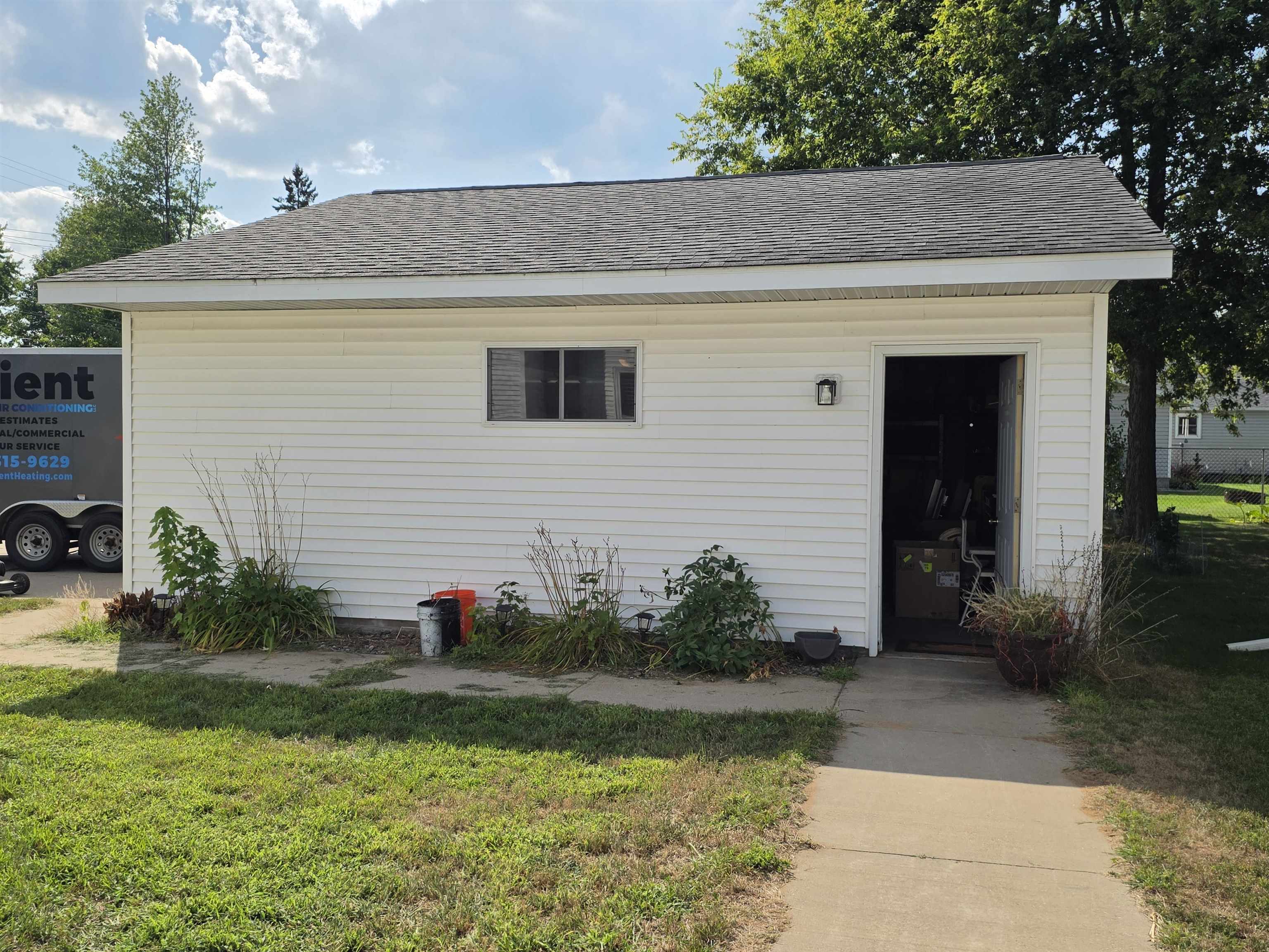 211 12TH STREET NORTH, Wisconsin Rapids, Wisconsin 54494, 3 Bedrooms Bedrooms, ,1 BathroomBathrooms,Residential,For Sale,211 12TH STREET NORTH,22604220