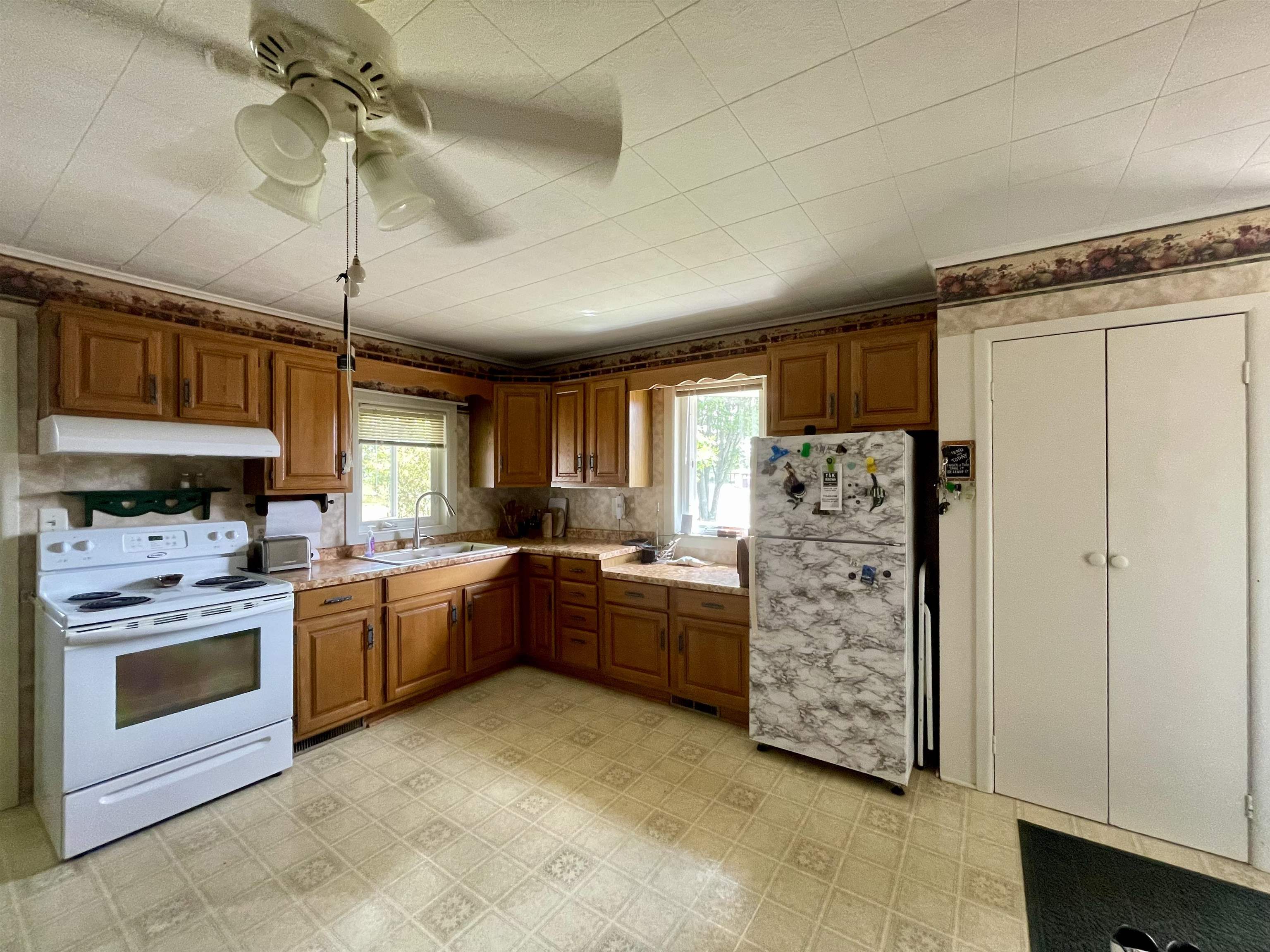 807 TOWN STREET, Prentice, Wisconsin 54556, 3 Bedrooms Bedrooms, ,1 BathroomBathrooms,Residential,For Sale,807 TOWN STREET,22604225